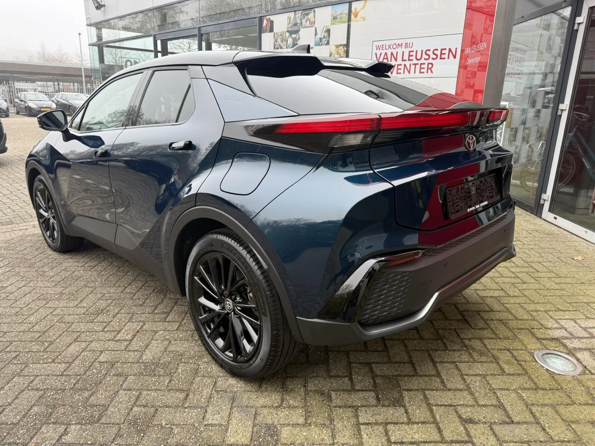 Hoofdafbeelding Toyota C-HR