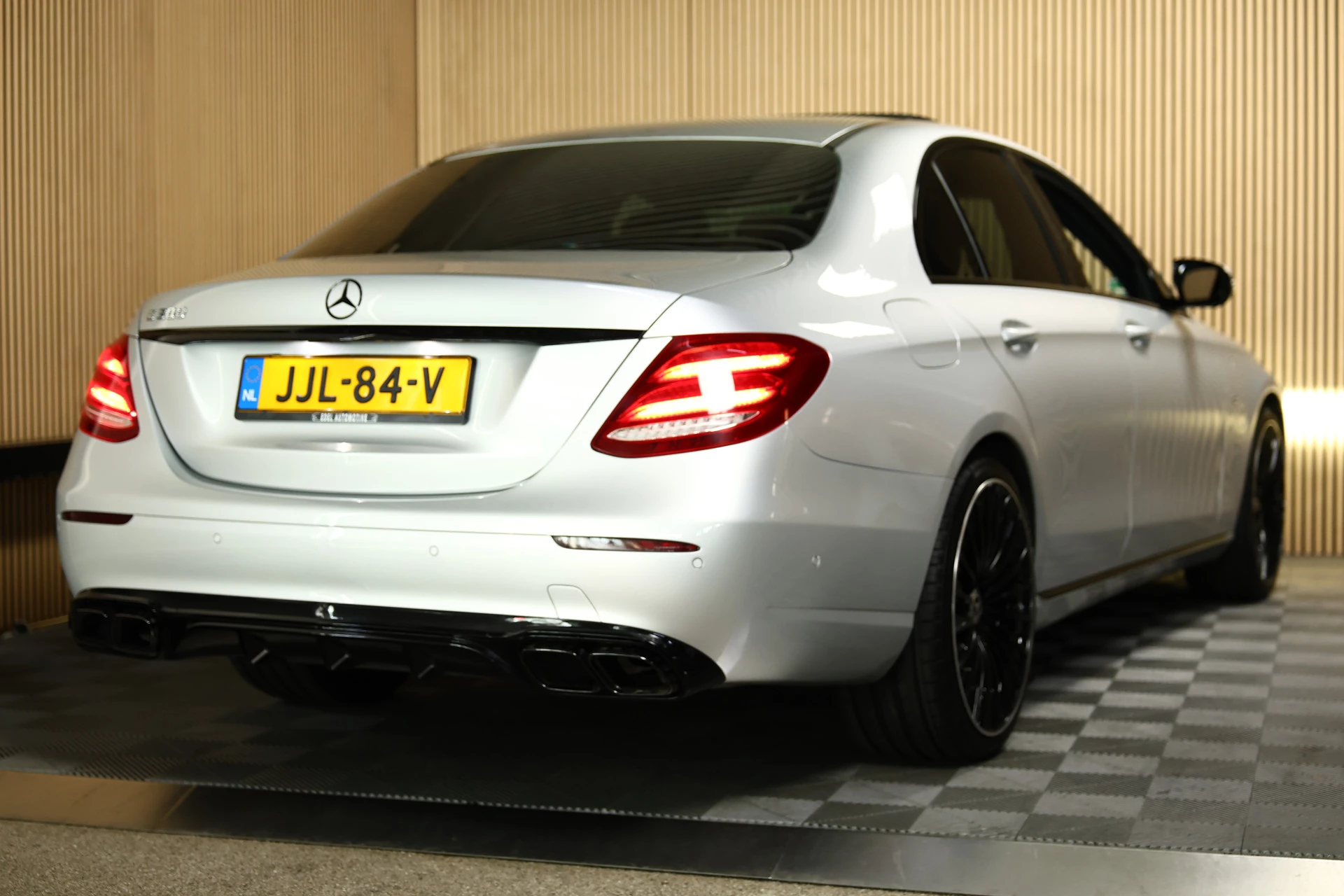 Hoofdafbeelding Mercedes-Benz E-Klasse