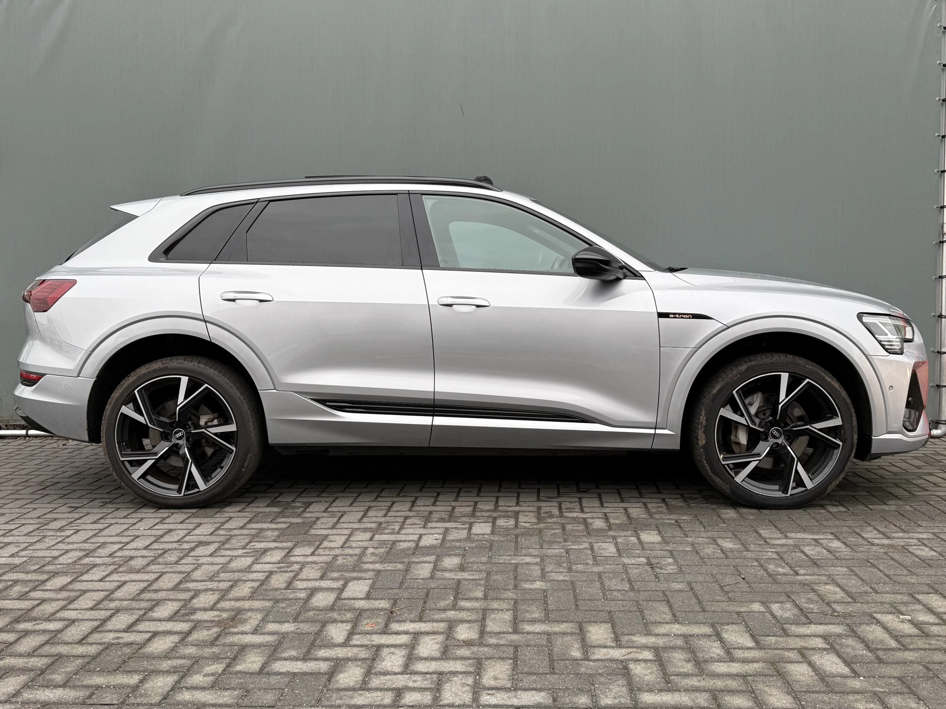Hoofdafbeelding Audi e-tron