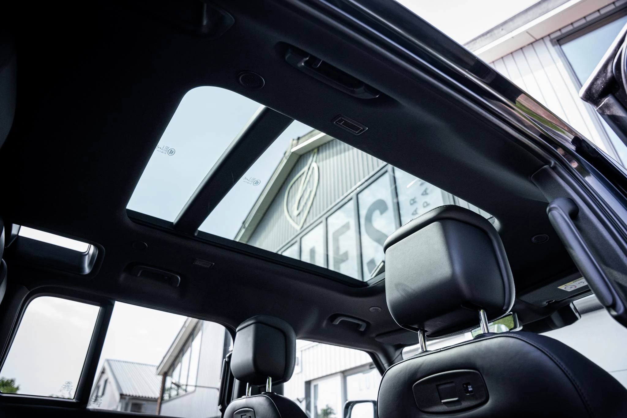 Hoofdafbeelding Land Rover Defender