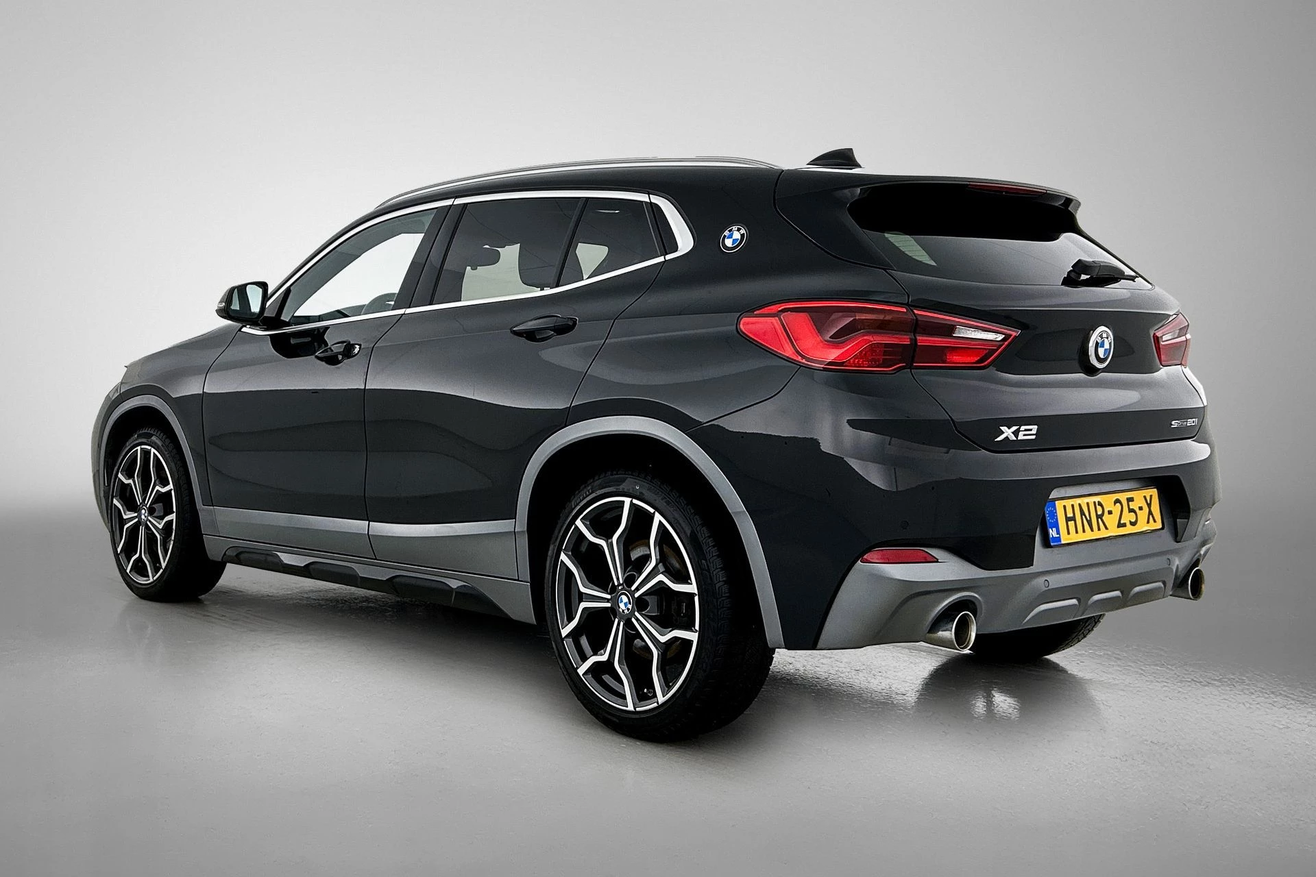 Hoofdafbeelding BMW X2