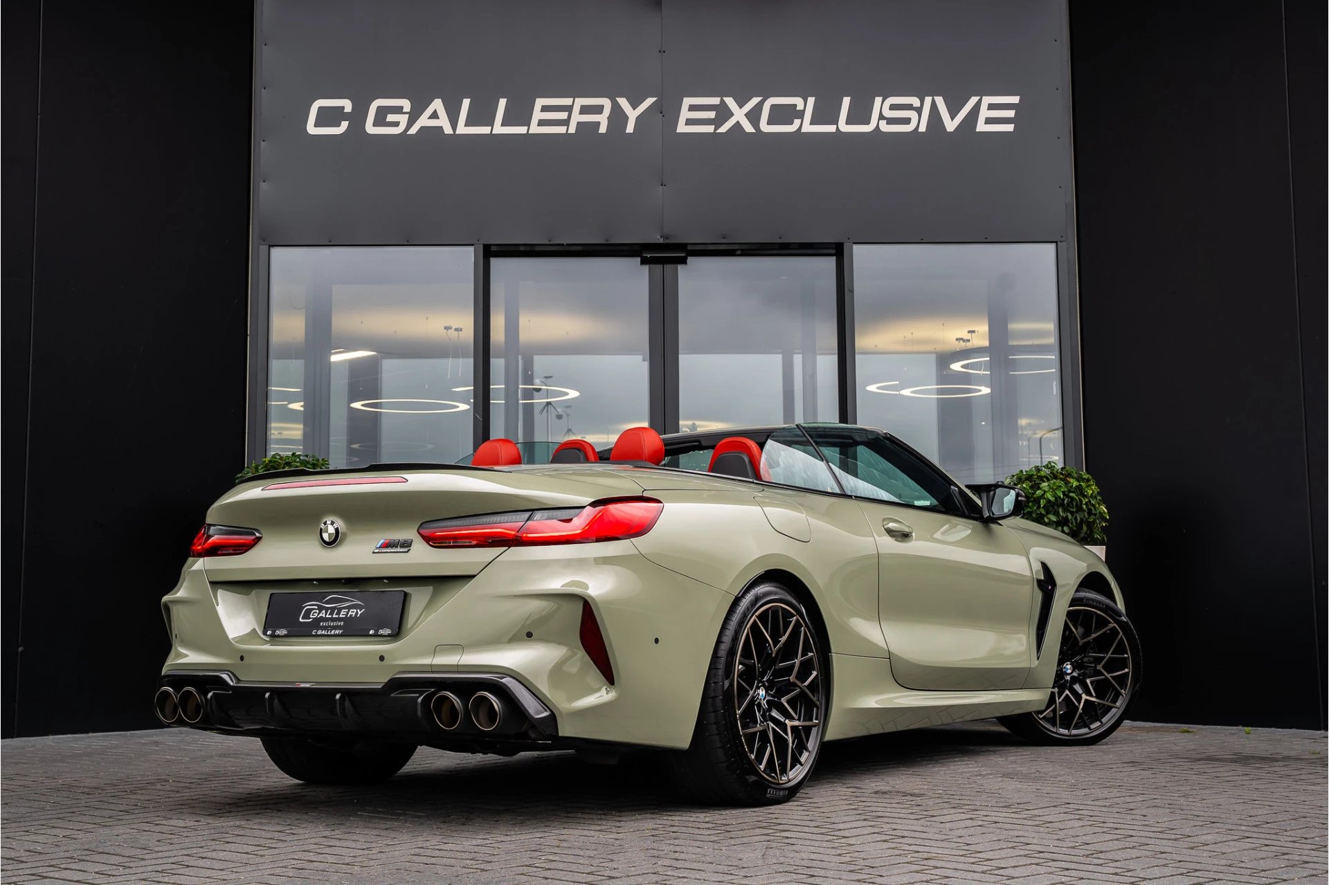 Hoofdafbeelding BMW M8