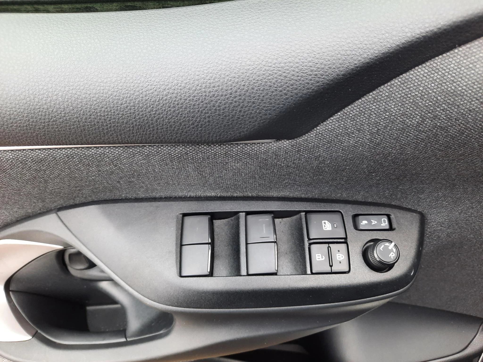Hoofdafbeelding Mazda 2 Hybrid