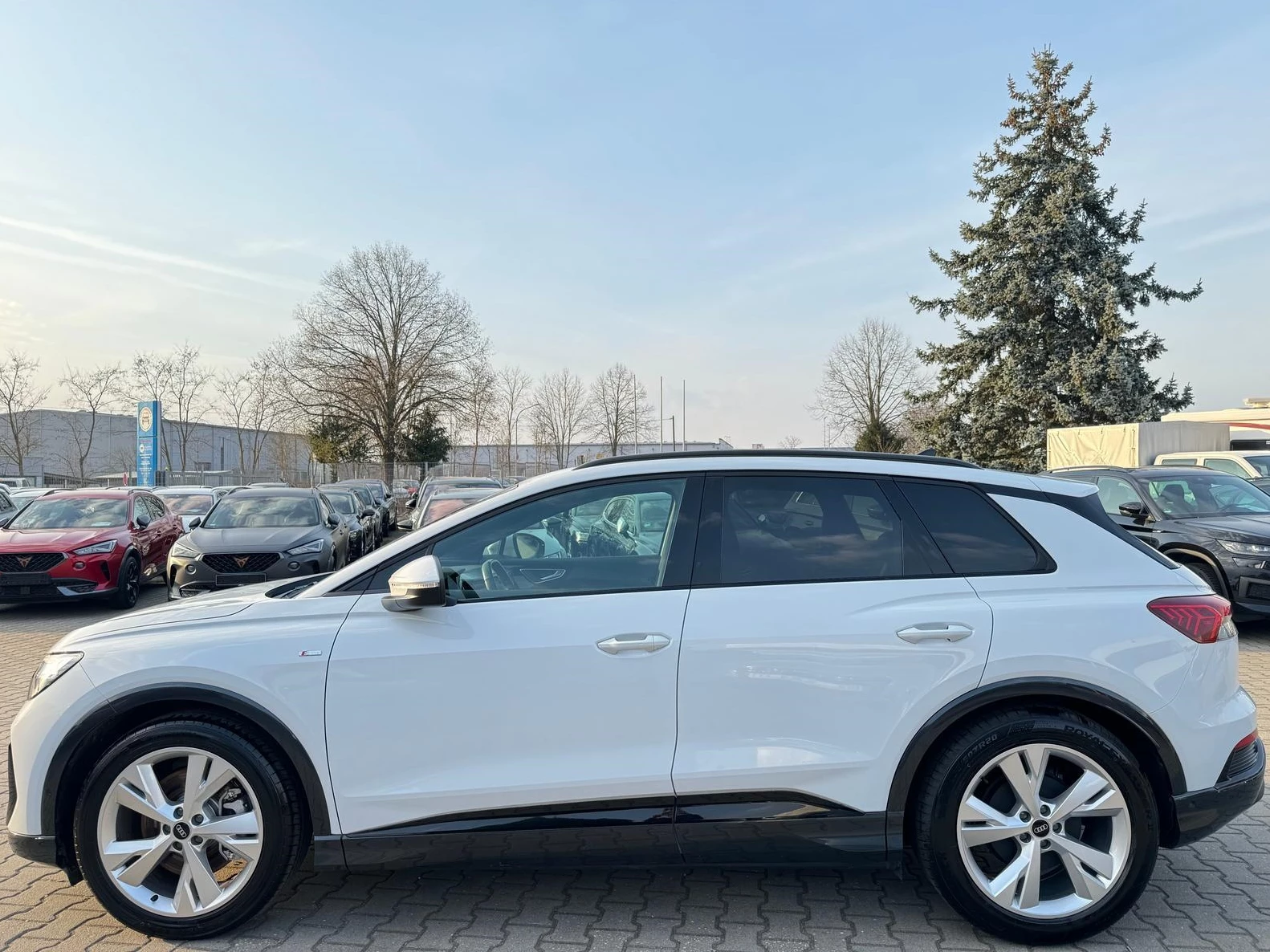 Hoofdafbeelding Audi Q4 e-tron