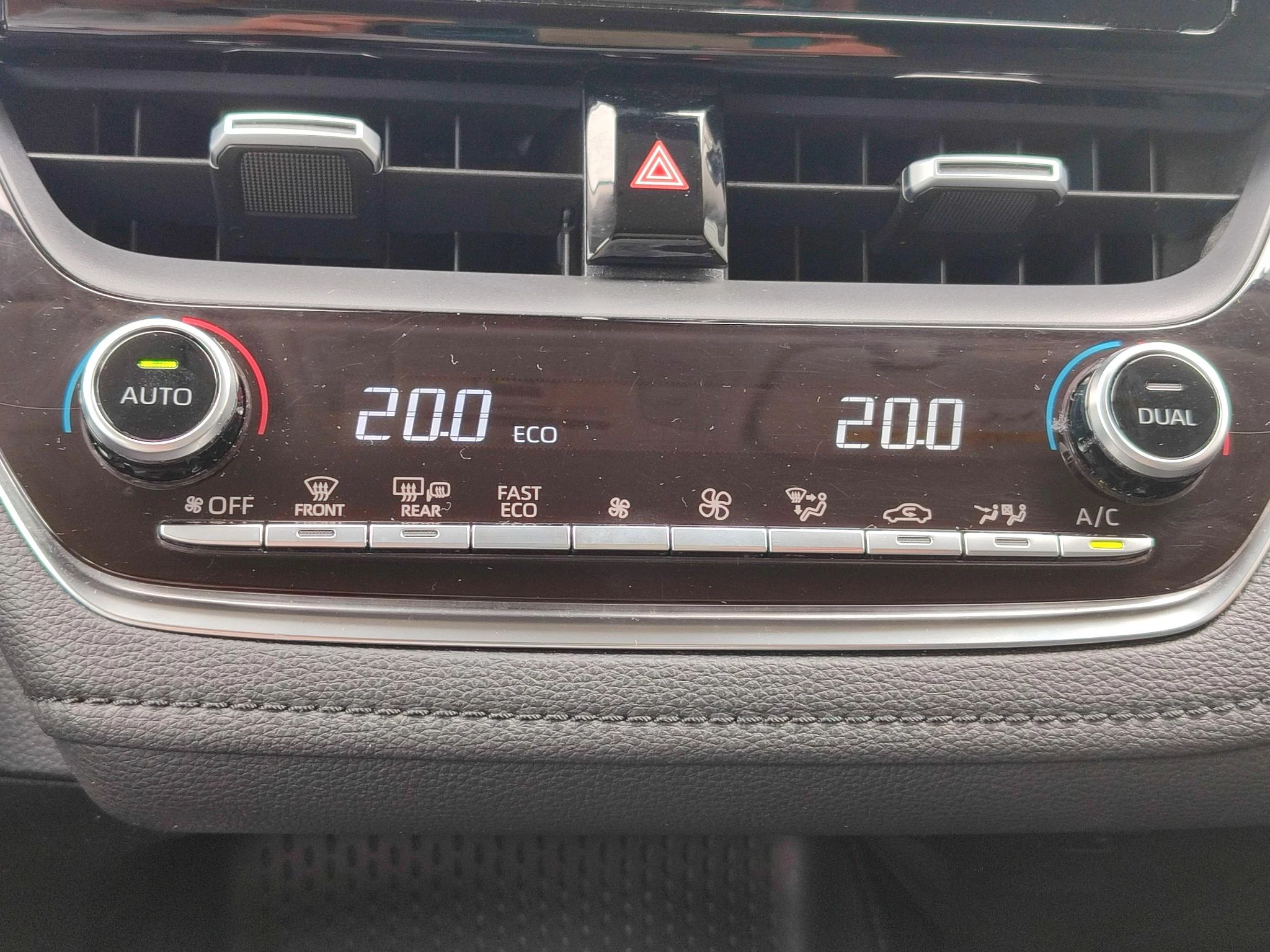 Hoofdafbeelding Toyota Corolla
