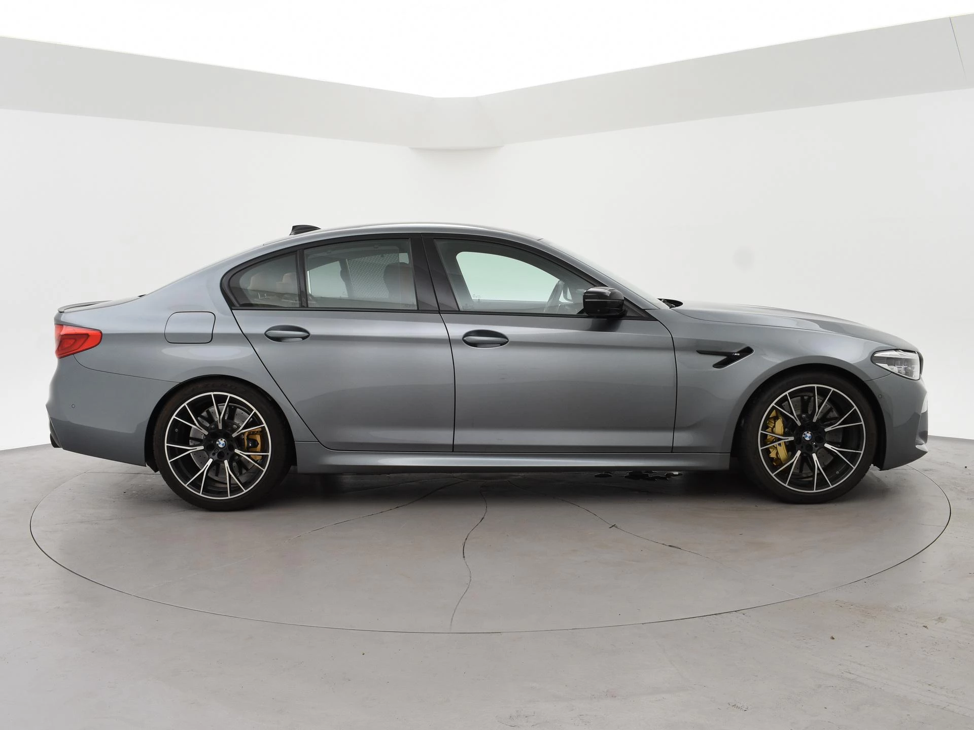 Hoofdafbeelding BMW M5