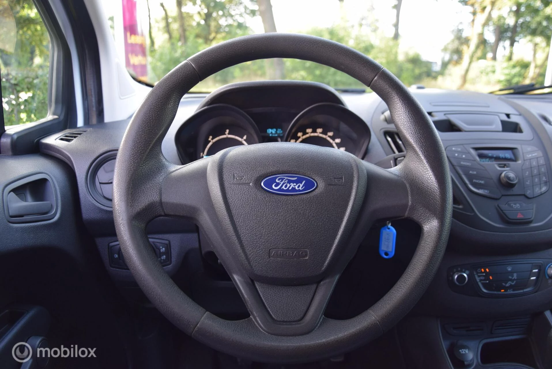 Hoofdafbeelding Ford Transit Courier