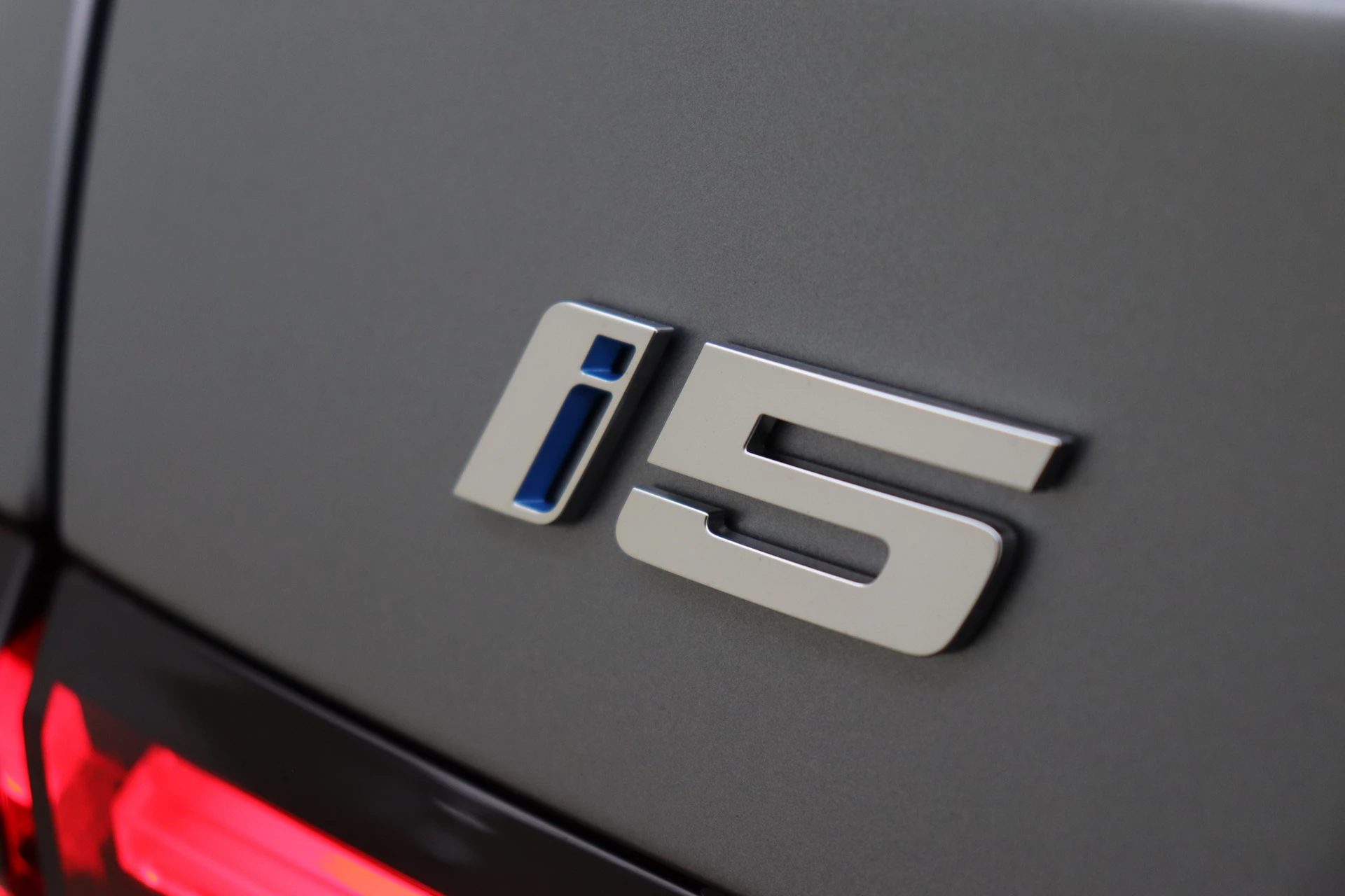 Hoofdafbeelding BMW i5