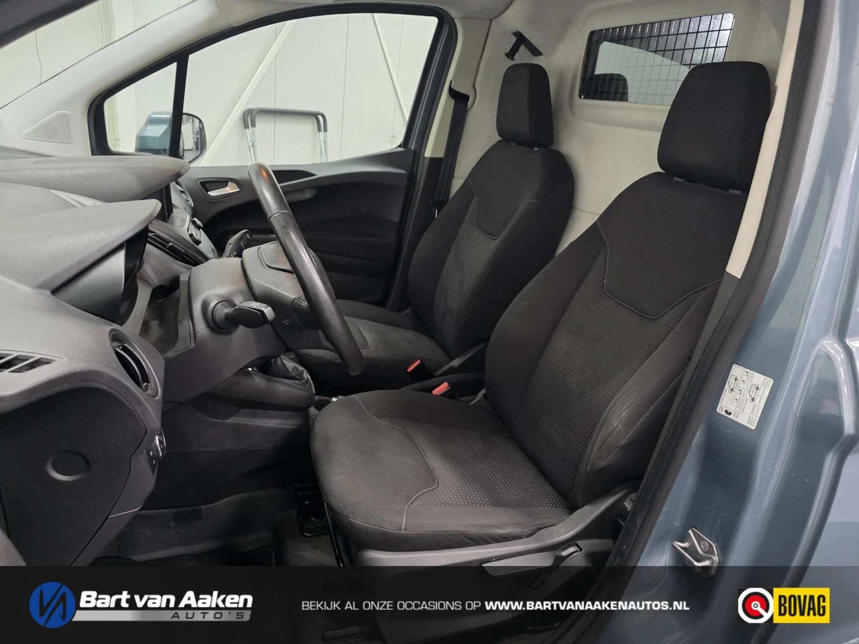 Hoofdafbeelding Ford Transit Courier