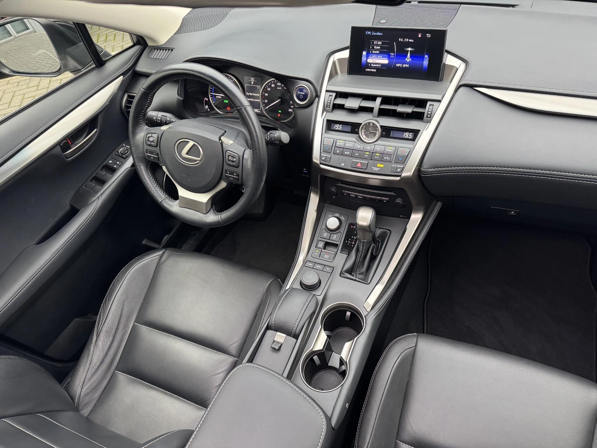 Hoofdafbeelding Lexus NX