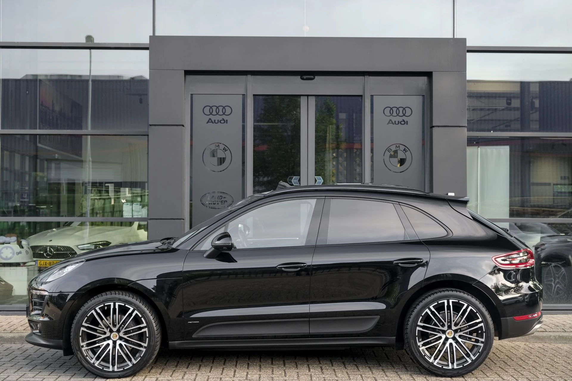 Hoofdafbeelding Porsche Macan