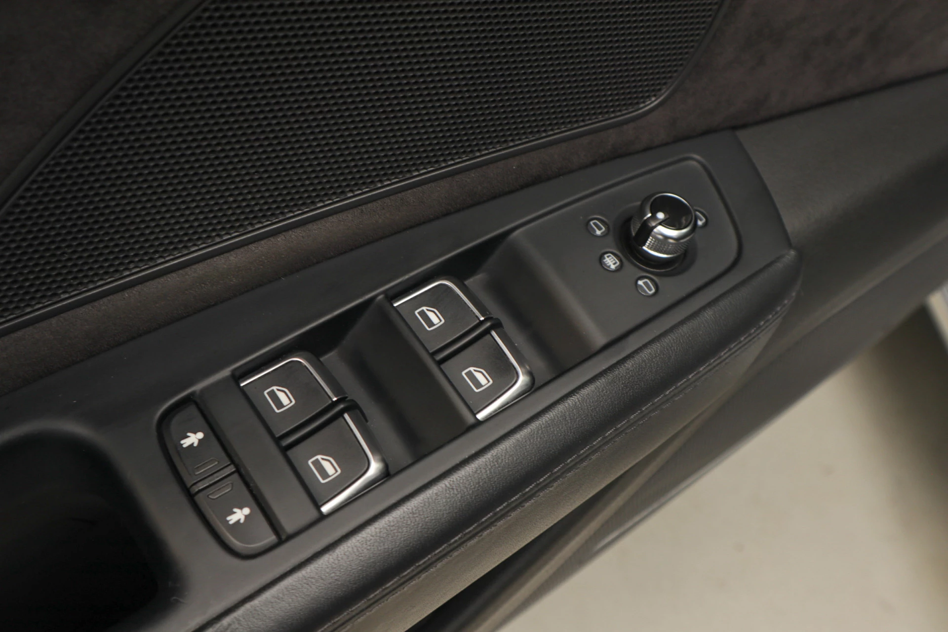 Hoofdafbeelding Audi A8