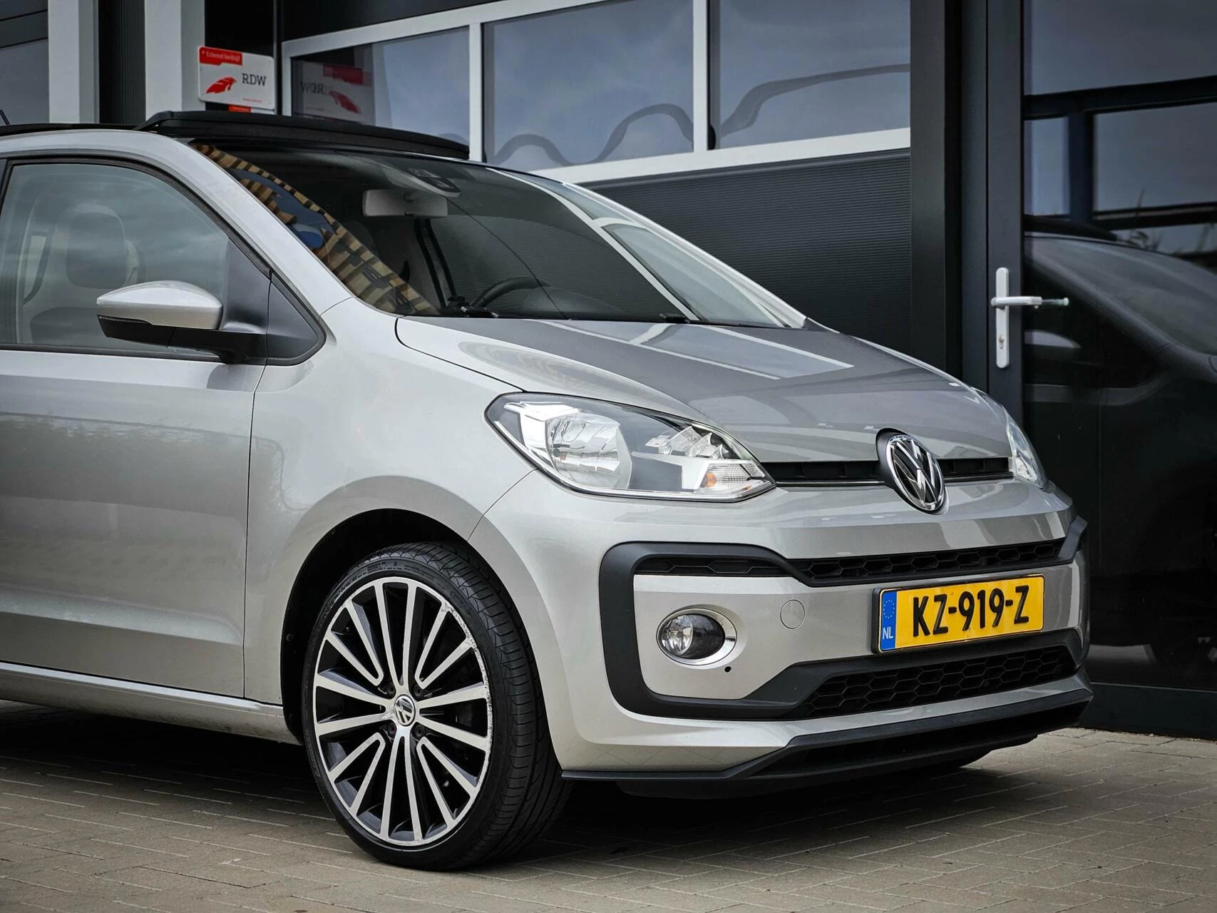 Hoofdafbeelding Volkswagen up!