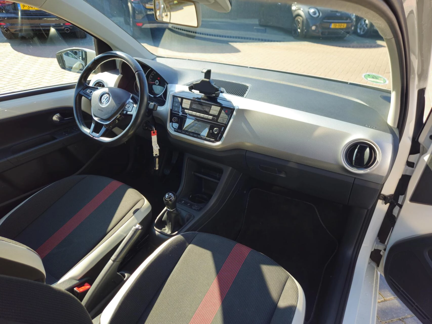 Hoofdafbeelding Volkswagen up!