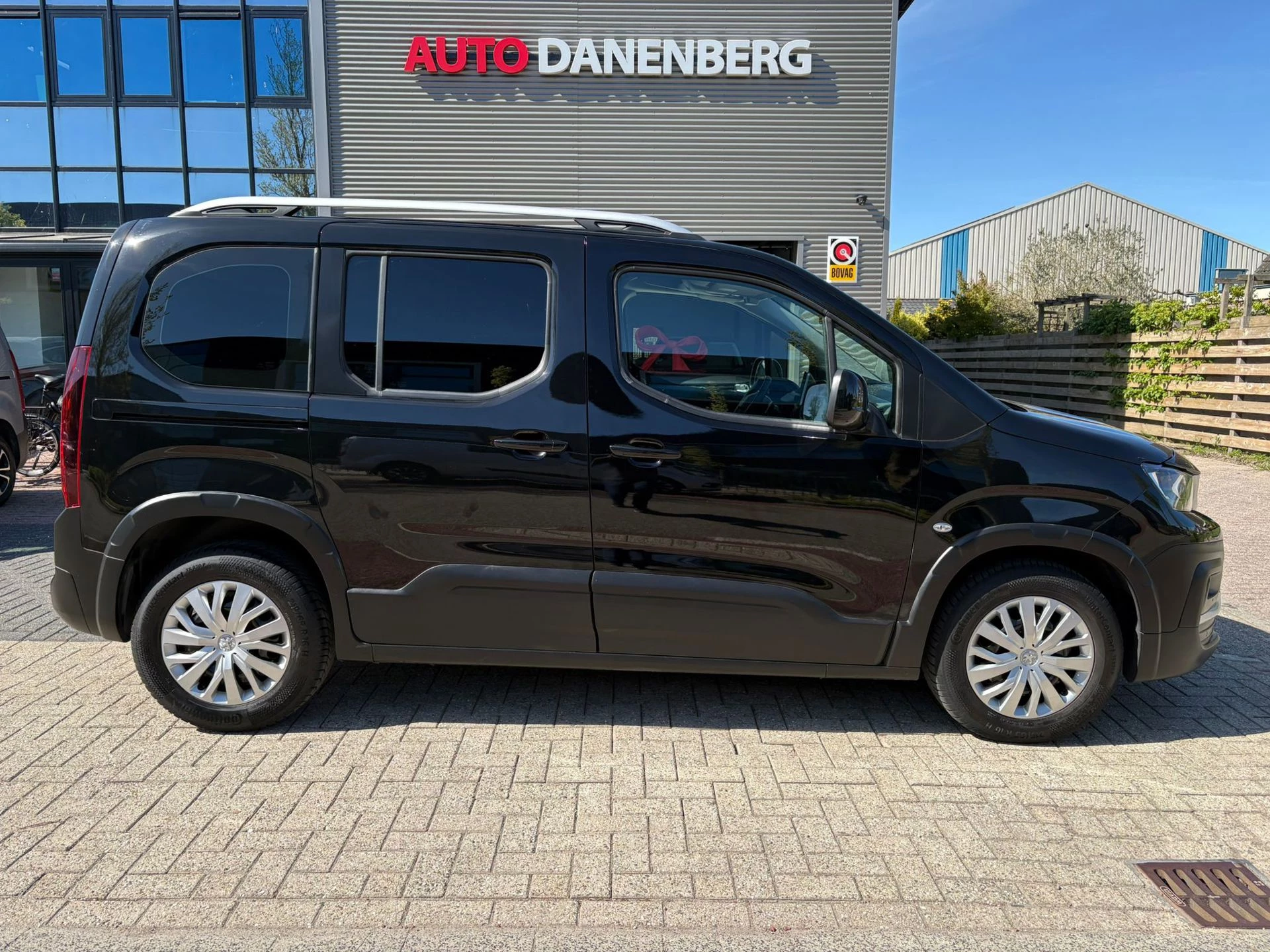 Hoofdafbeelding Peugeot Rifter