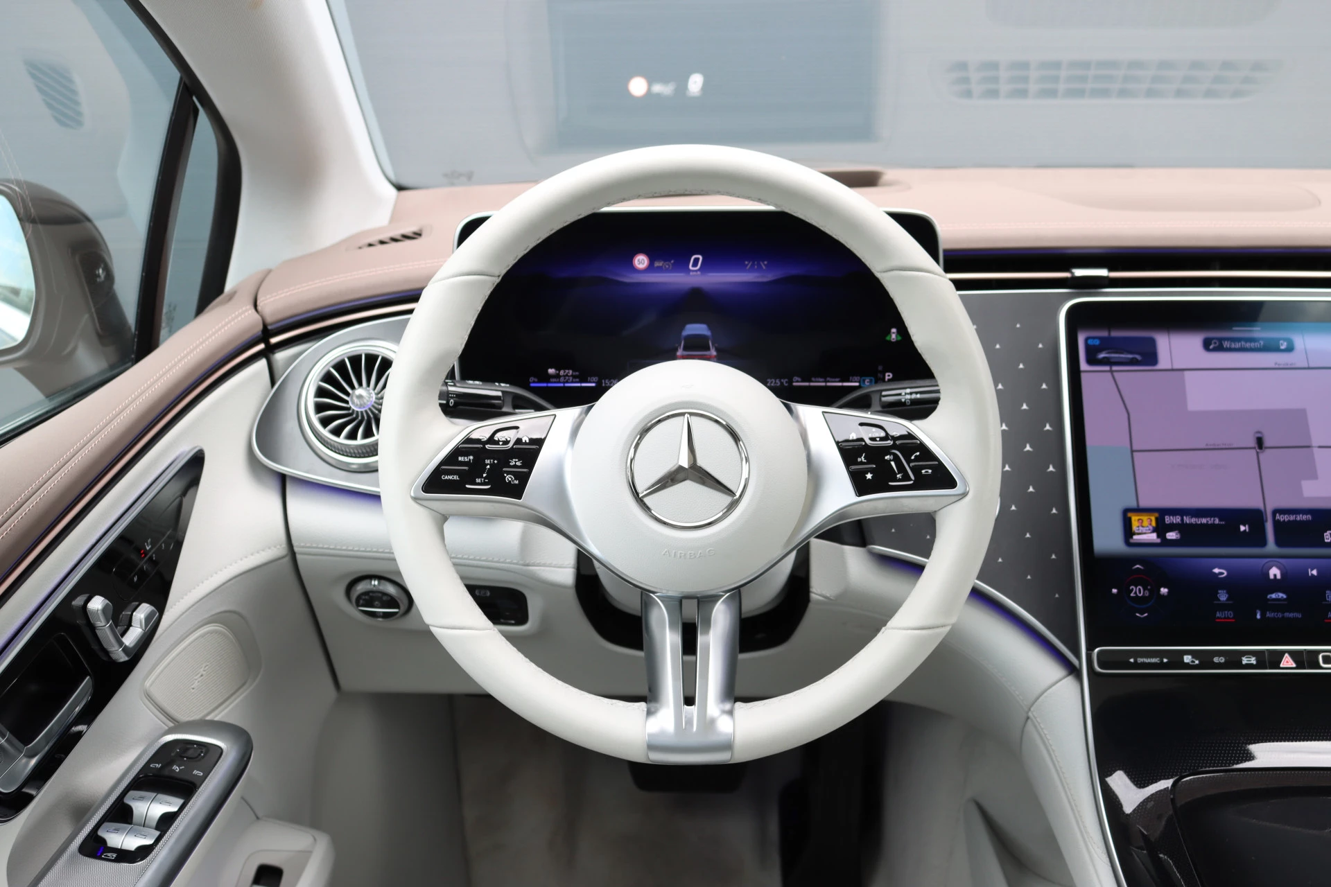 Hoofdafbeelding Mercedes-Benz EQE