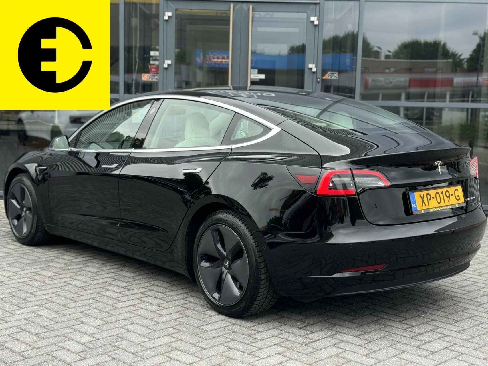 Hoofdafbeelding Tesla Model 3