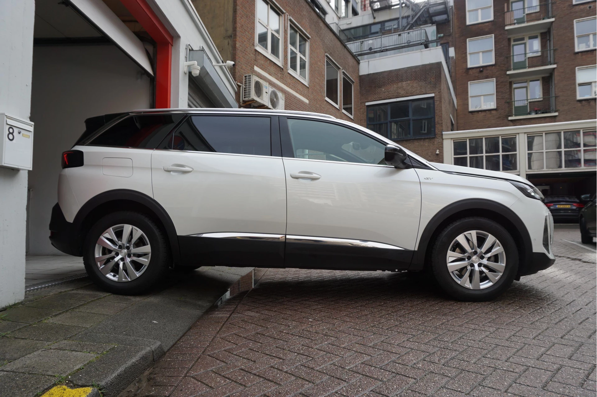 Hoofdafbeelding Peugeot 5008