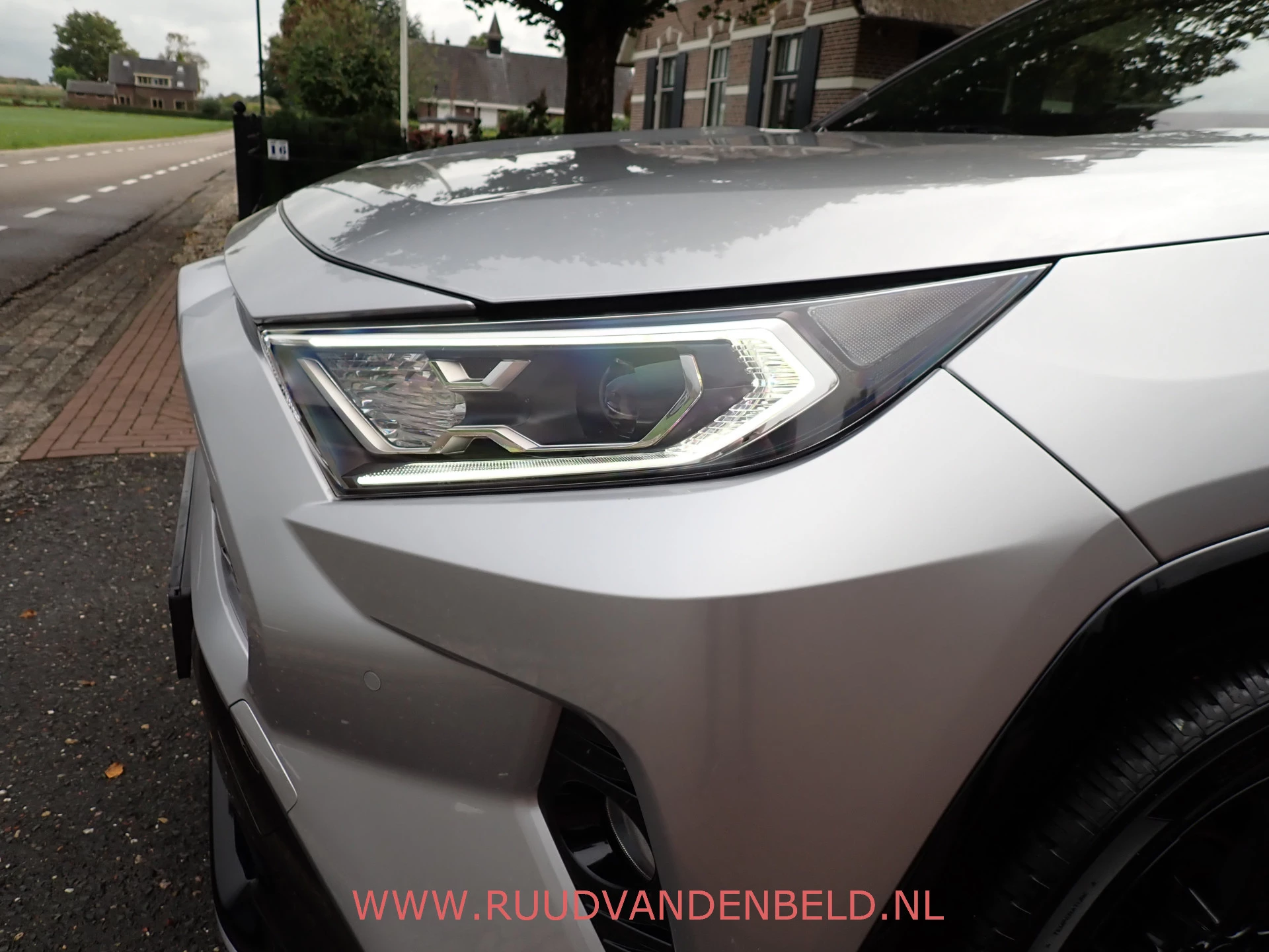 Hoofdafbeelding Toyota RAV4