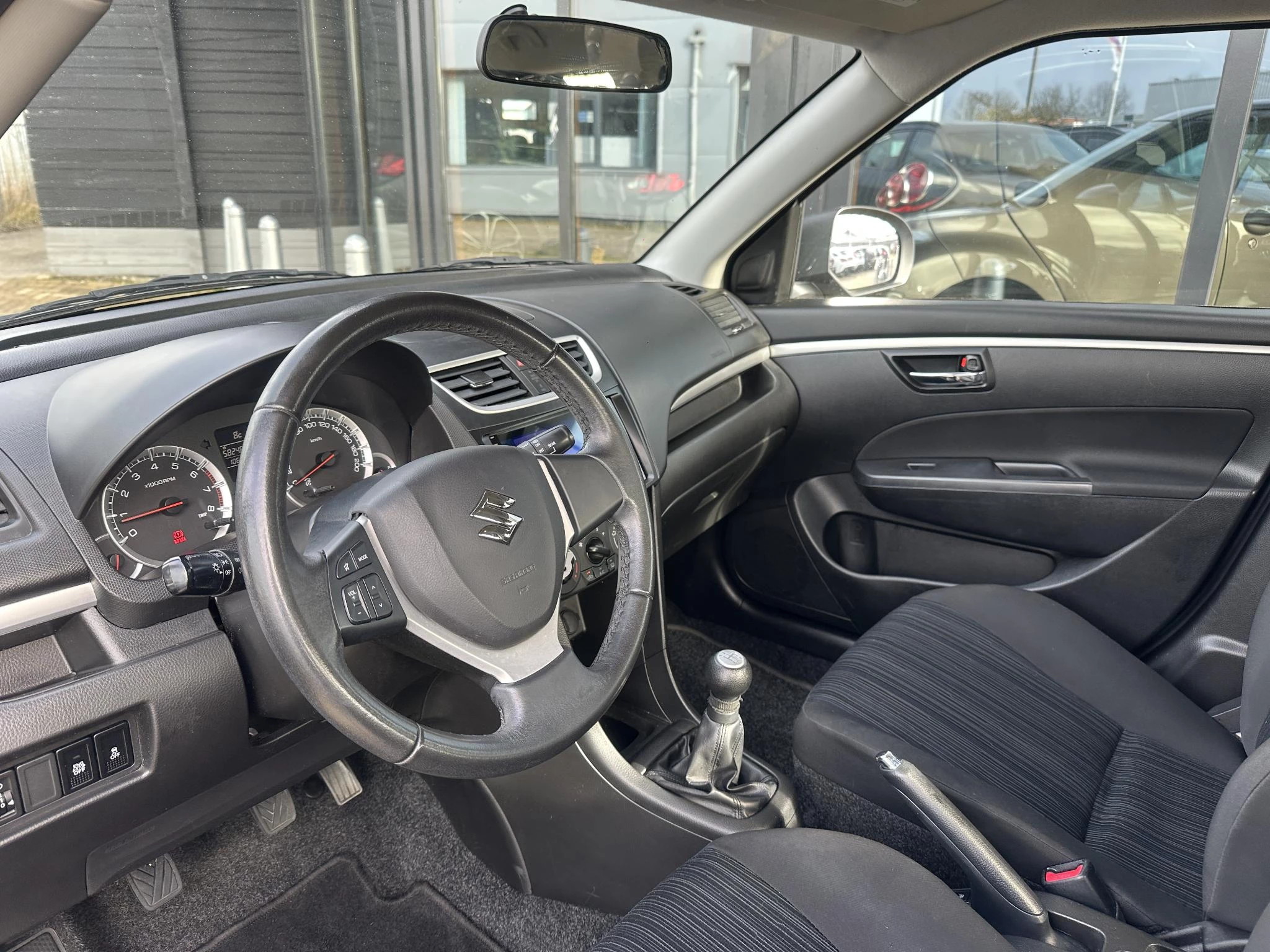 Hoofdafbeelding Suzuki Swift