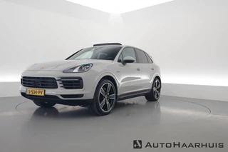 Hoofdafbeelding Porsche Cayenne Porsche Cayenne 3.0 E-Hybrid Platinum Edition | Pano | Sport chrono | 22'' | Luchtvering | Bose Audio | Adapt. Cruise