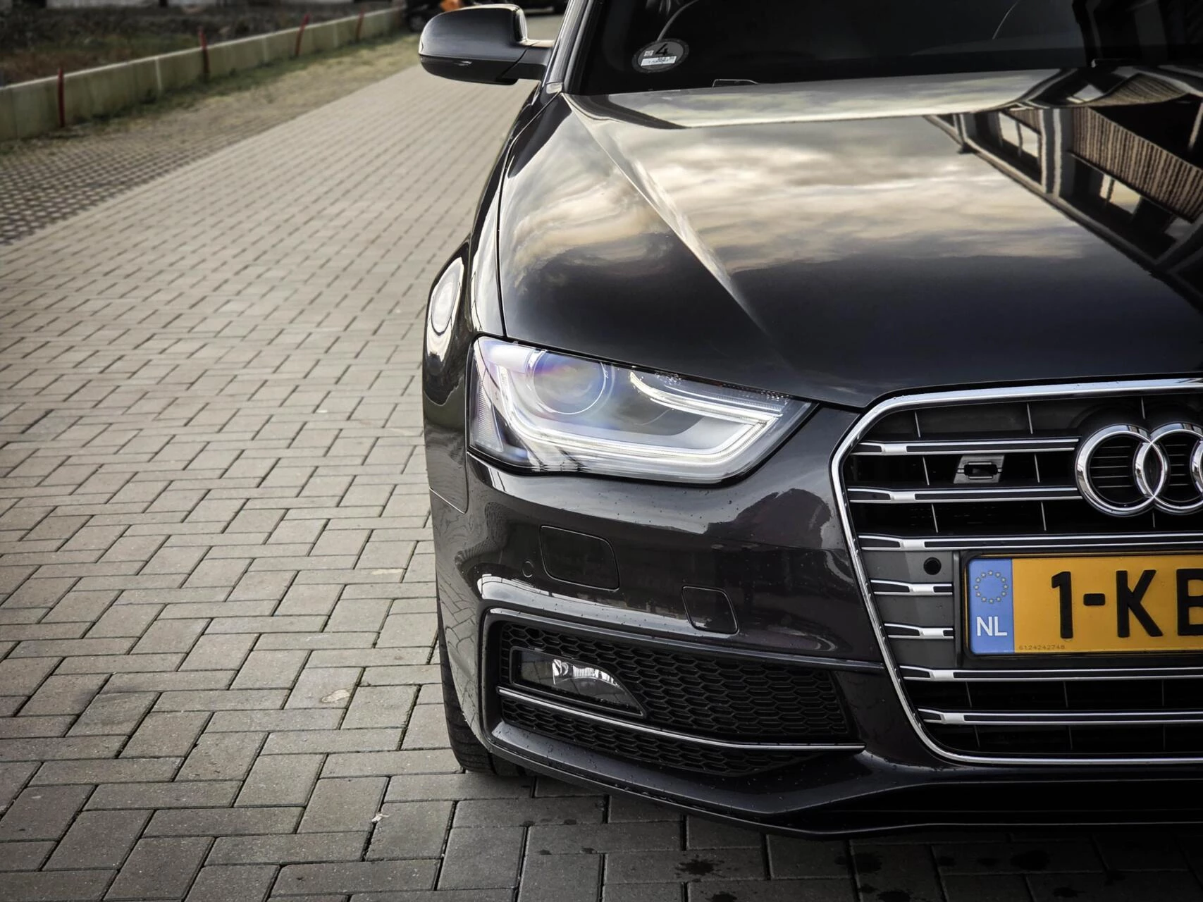 Hoofdafbeelding Audi A4