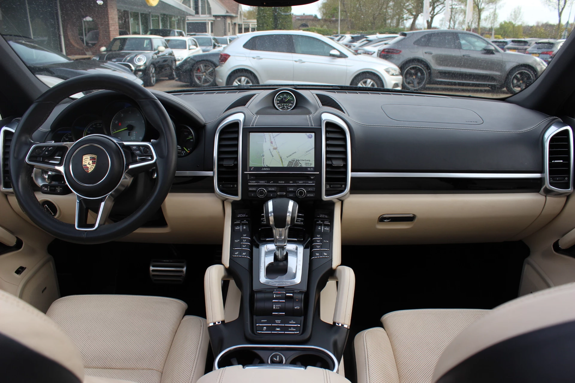 Hoofdafbeelding Porsche Cayenne