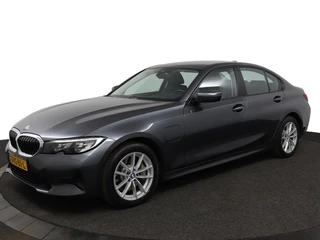 BMW 3-serie 330e High Executive Airco Cruise Leder Nette staat