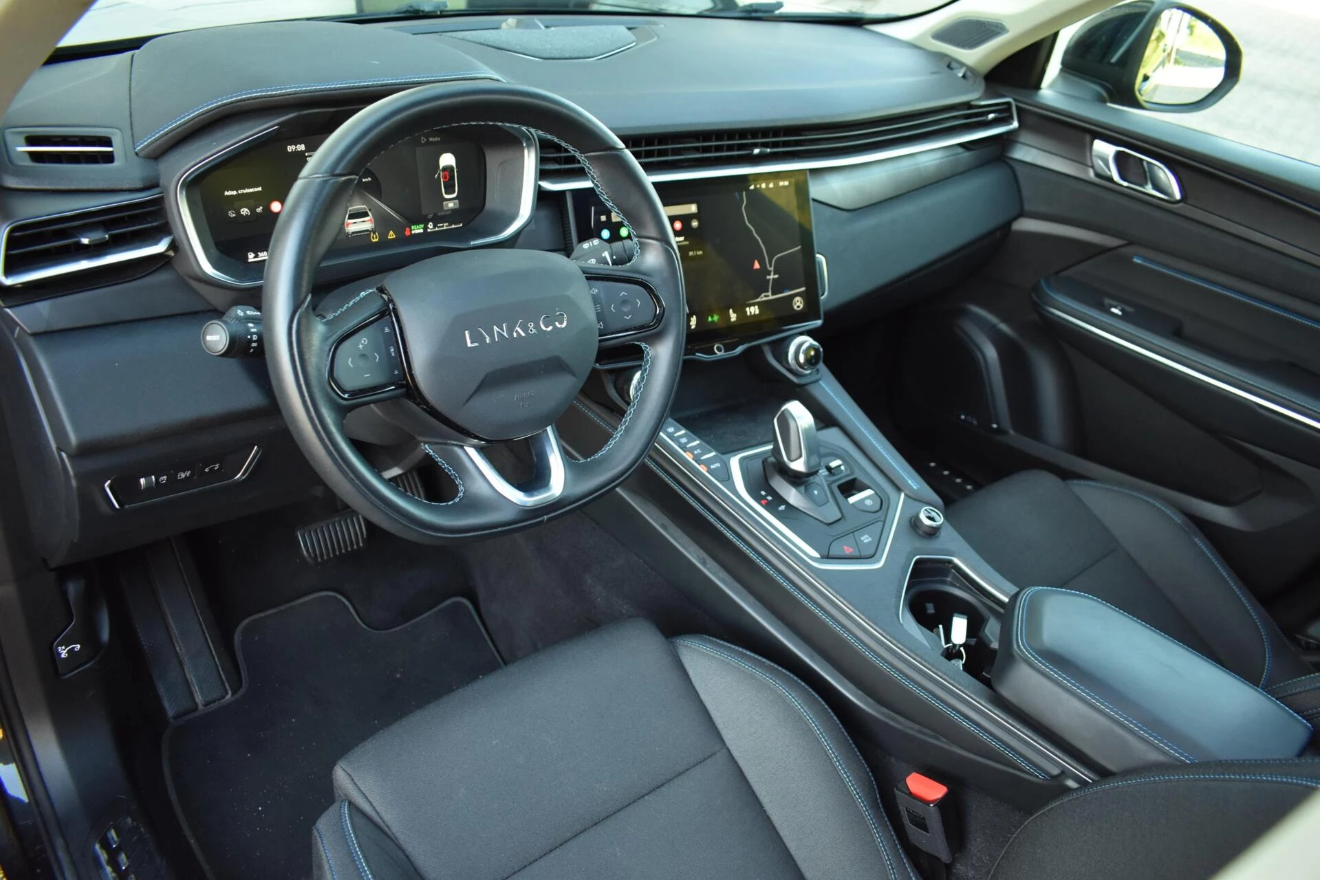 Hoofdafbeelding Lynk & Co 01