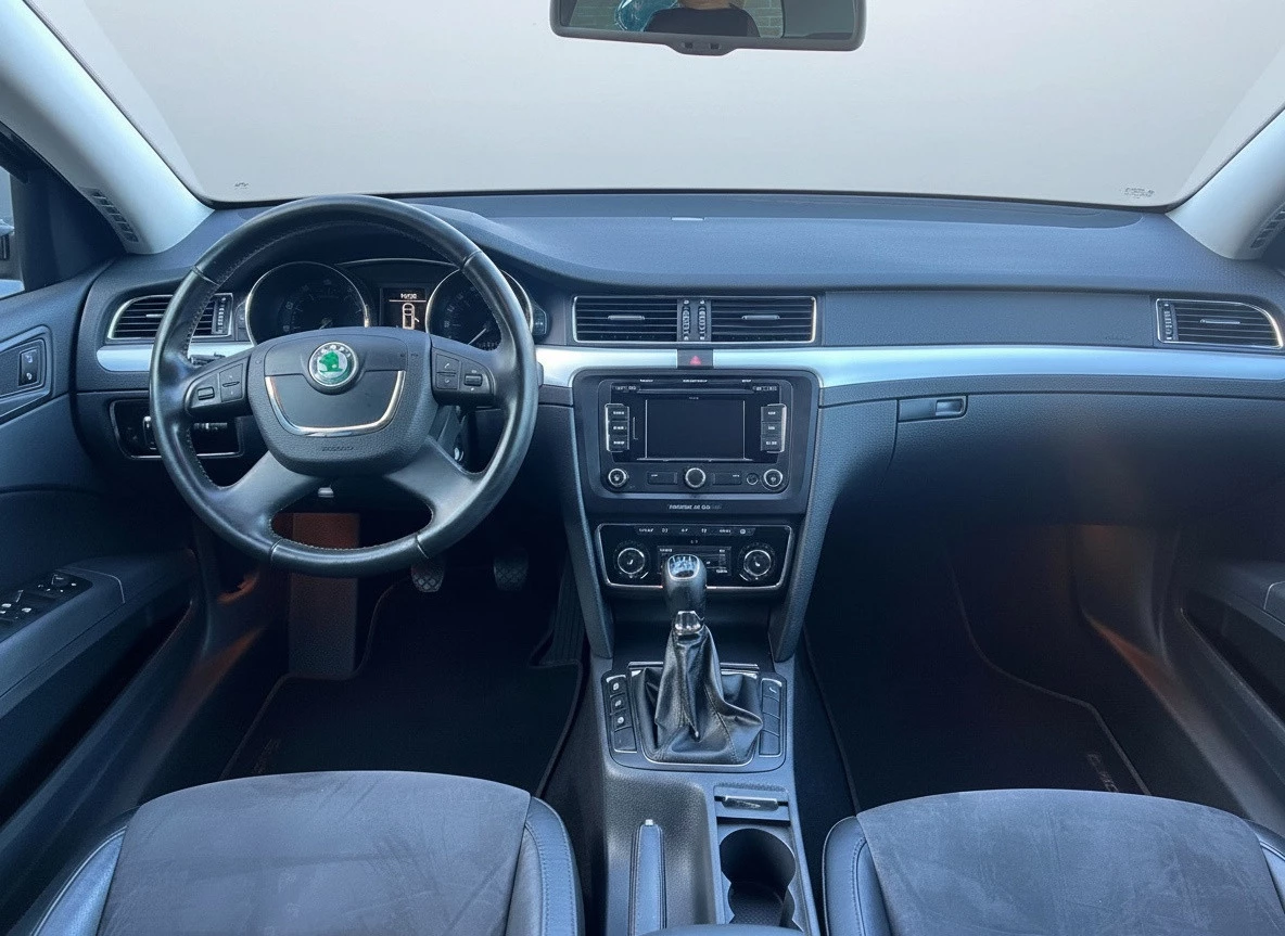Hoofdafbeelding Škoda Superb