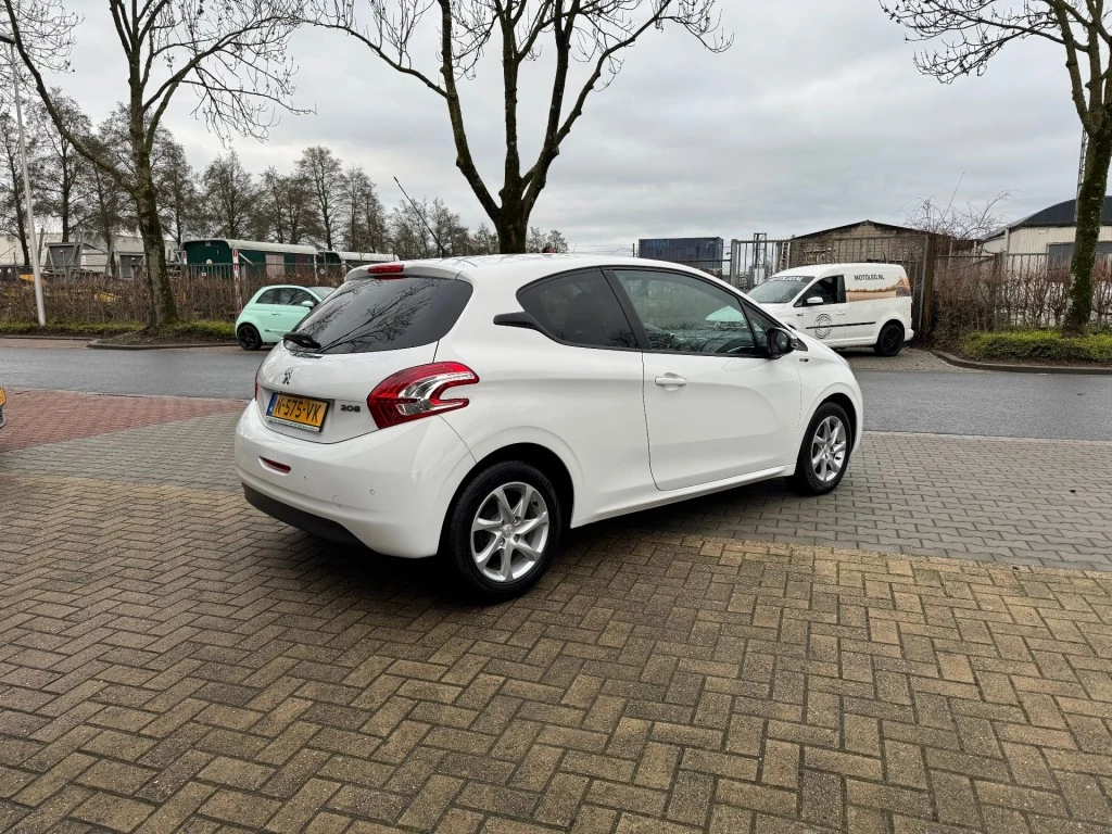 Hoofdafbeelding Peugeot 208