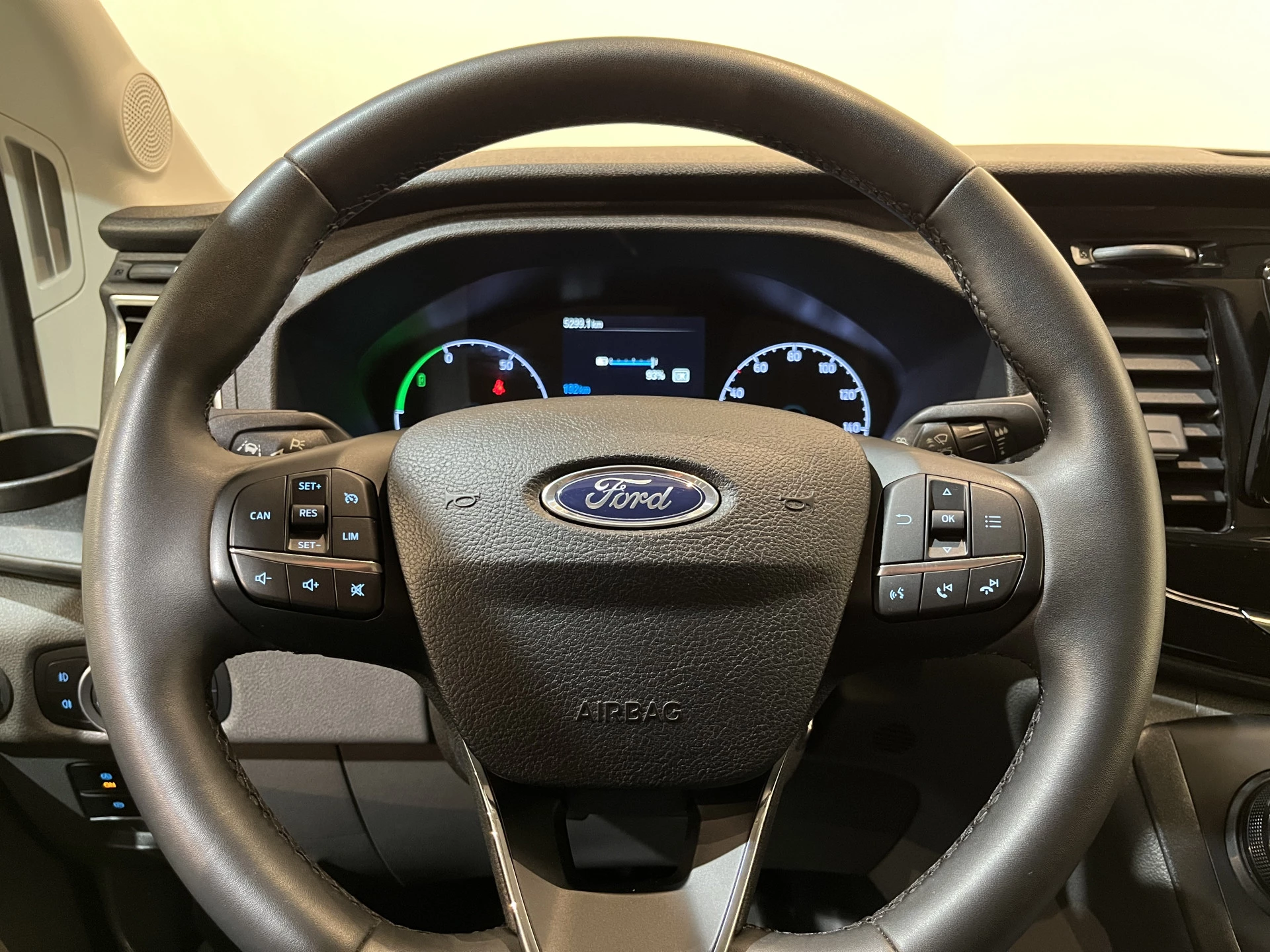 Hoofdafbeelding Ford E-Transit