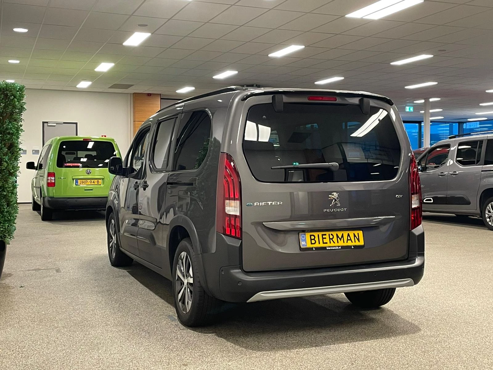 Hoofdafbeelding Peugeot e-Rifter