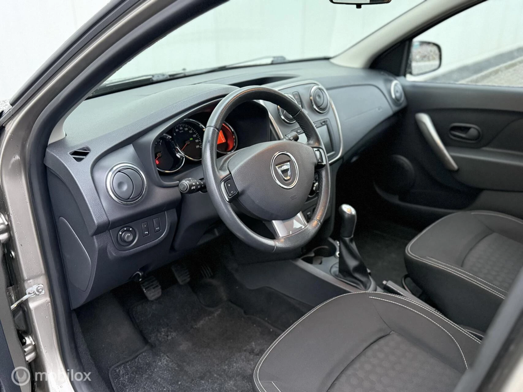 Hoofdafbeelding Dacia Sandero