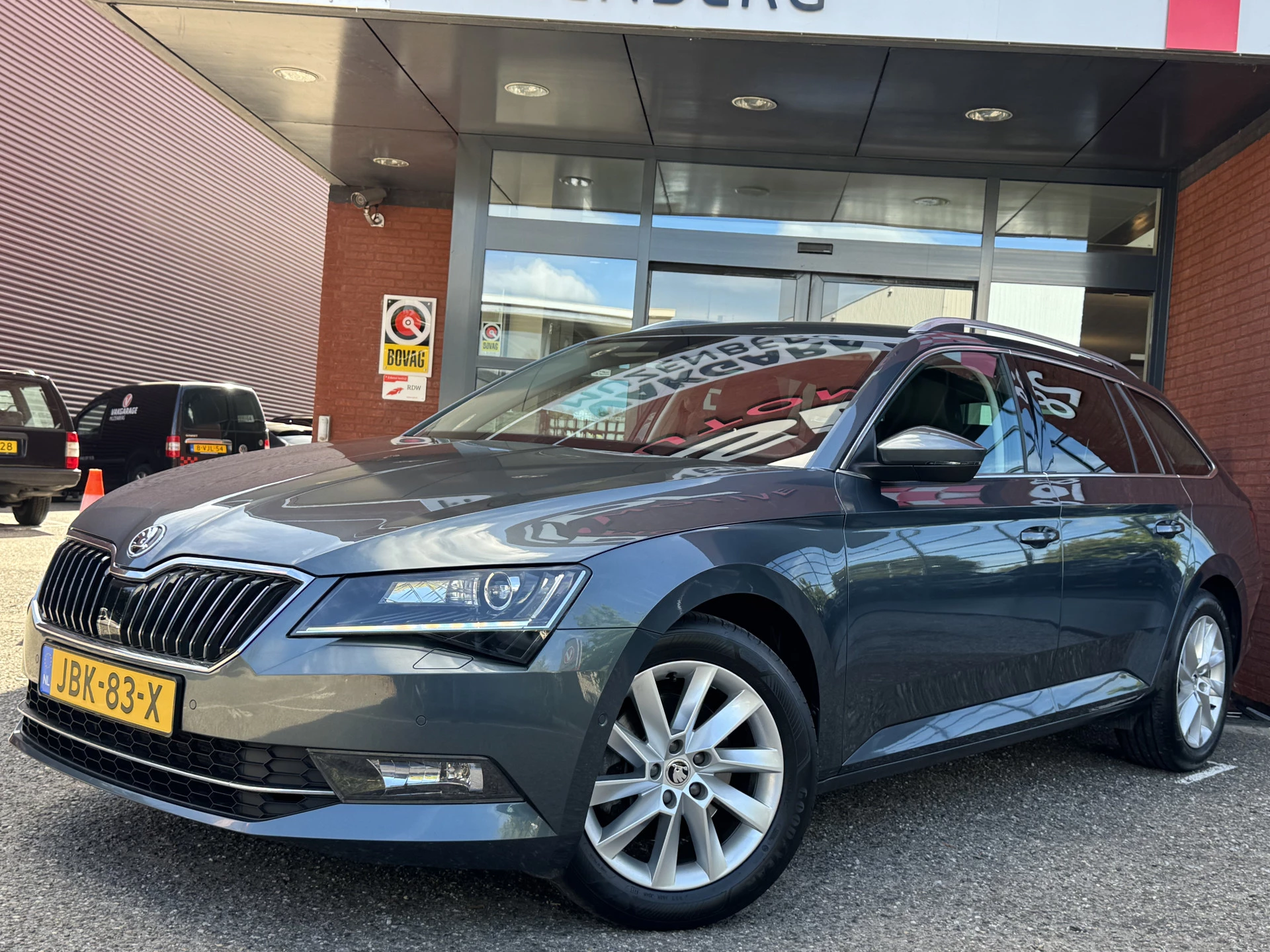 Hoofdafbeelding Škoda Superb