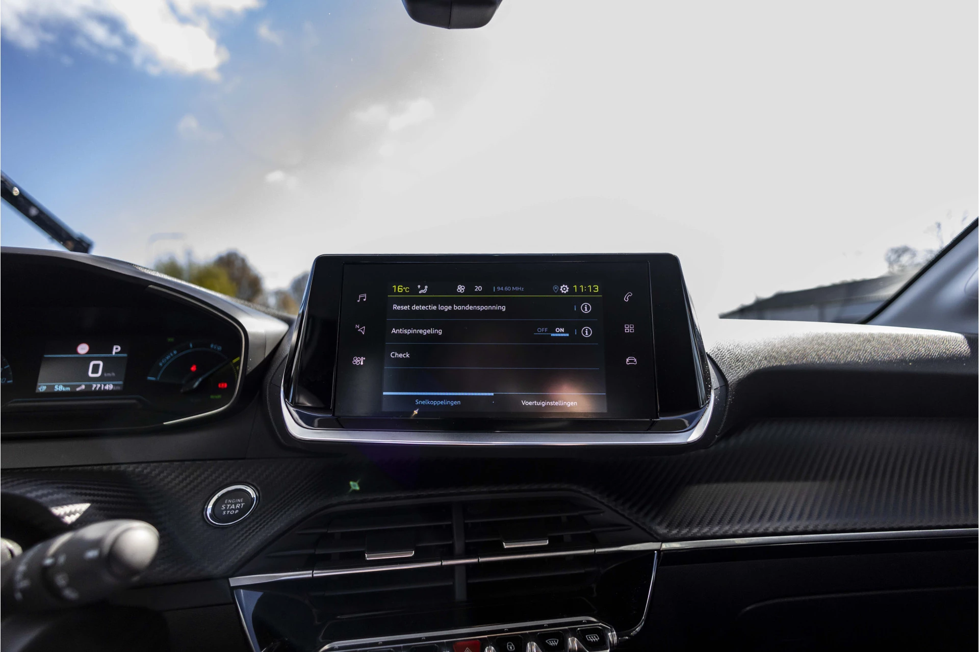 Hoofdafbeelding Peugeot e-208