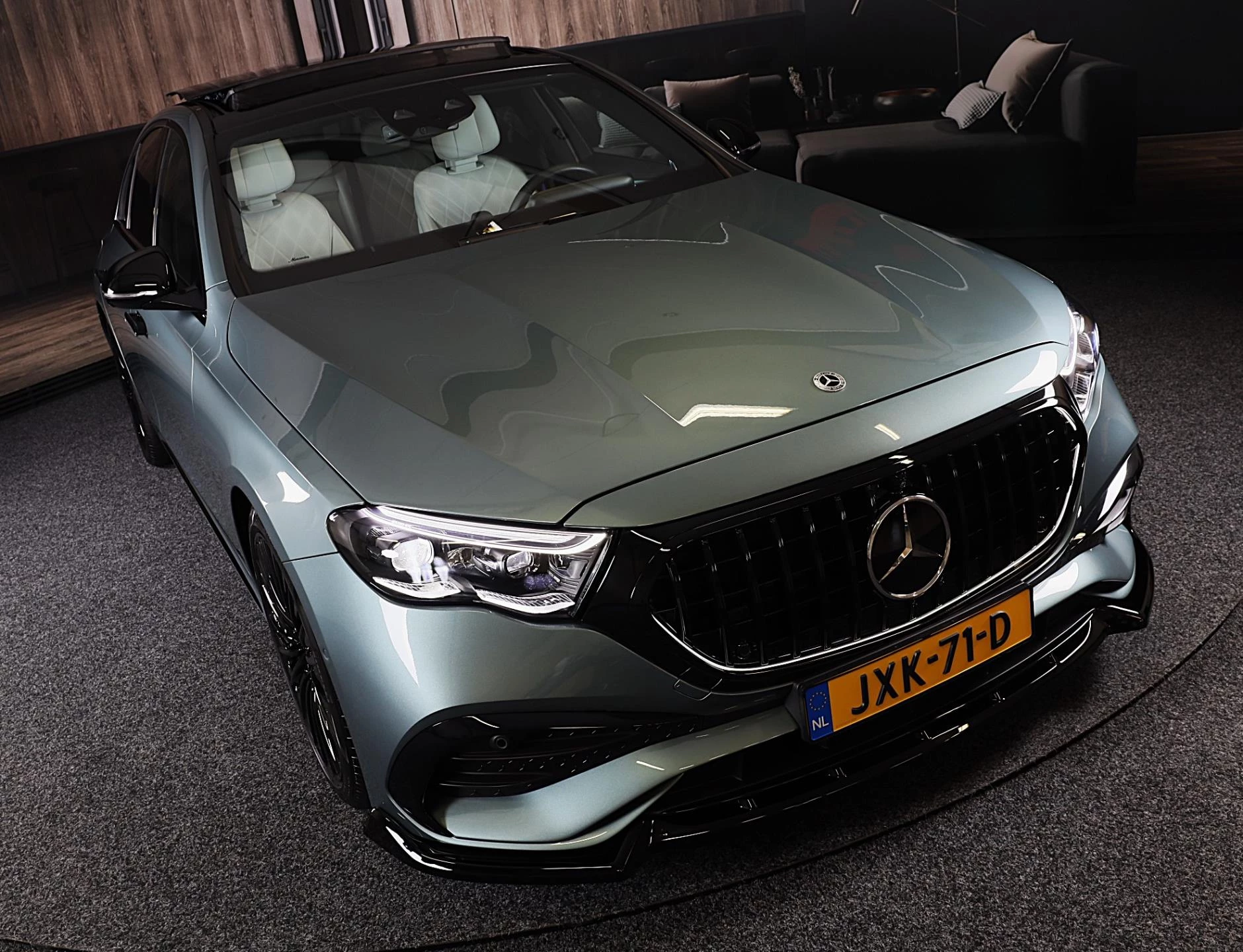 Hoofdafbeelding Mercedes-Benz E-Klasse