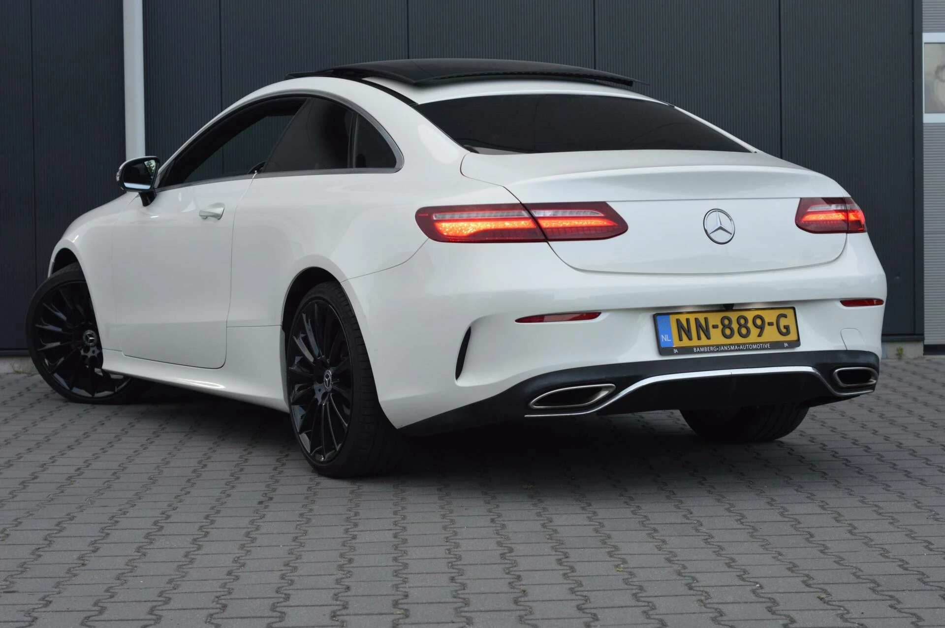 Hoofdafbeelding Mercedes-Benz E-Klasse