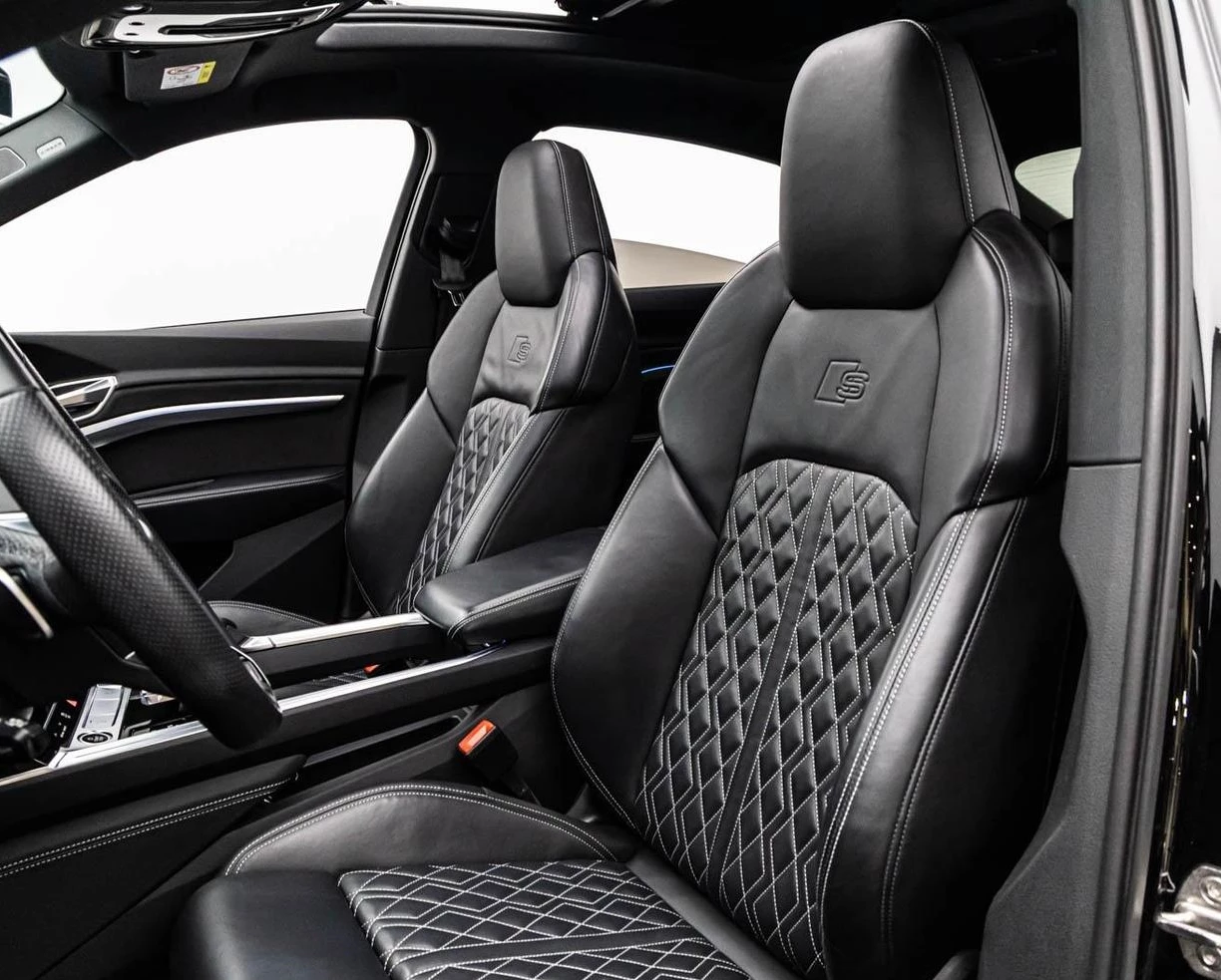 Hoofdafbeelding Audi e-tron