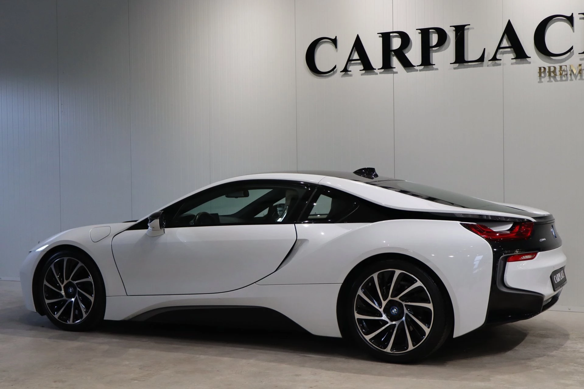 Hoofdafbeelding BMW i8