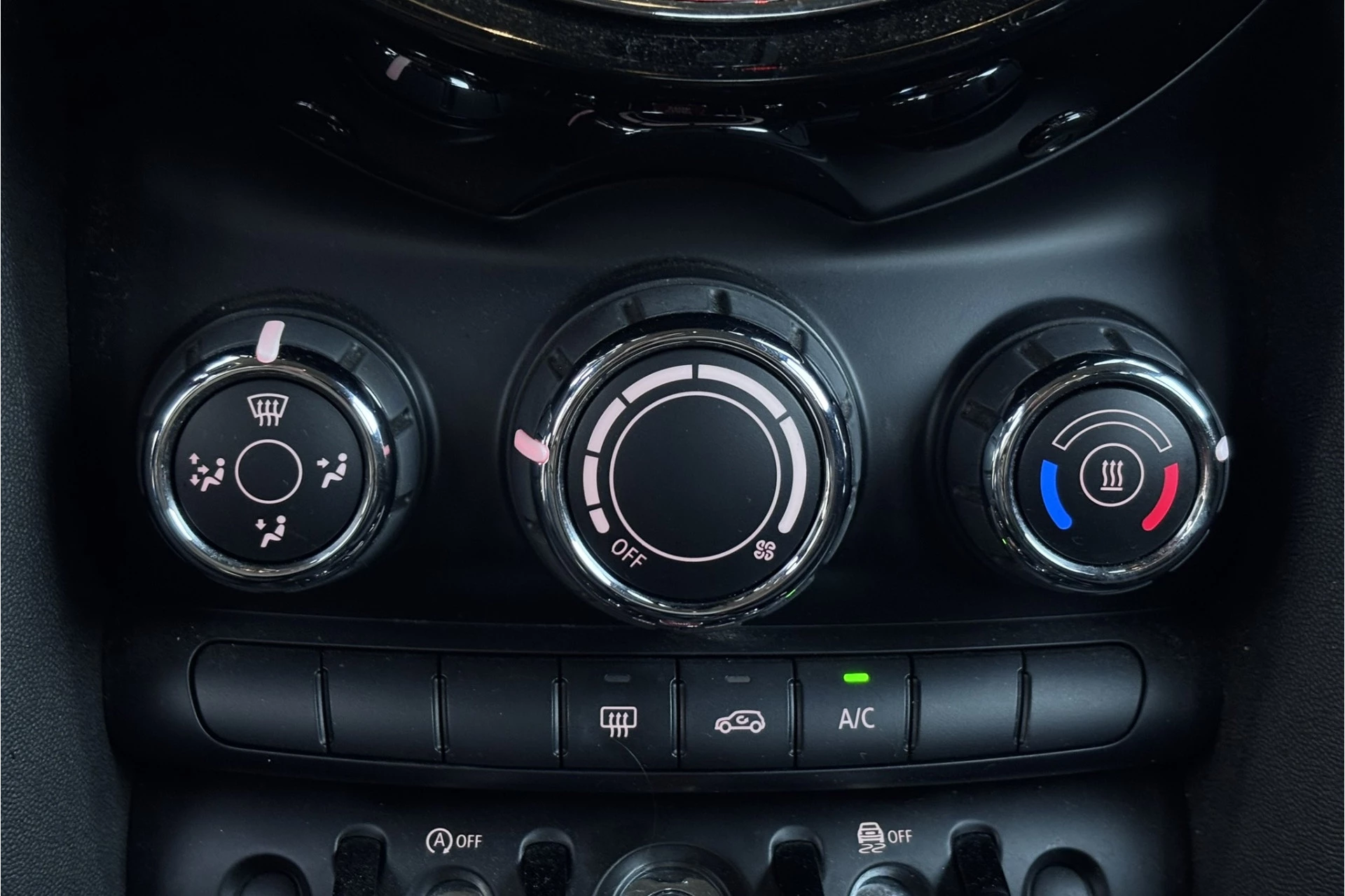 Hoofdafbeelding MINI One