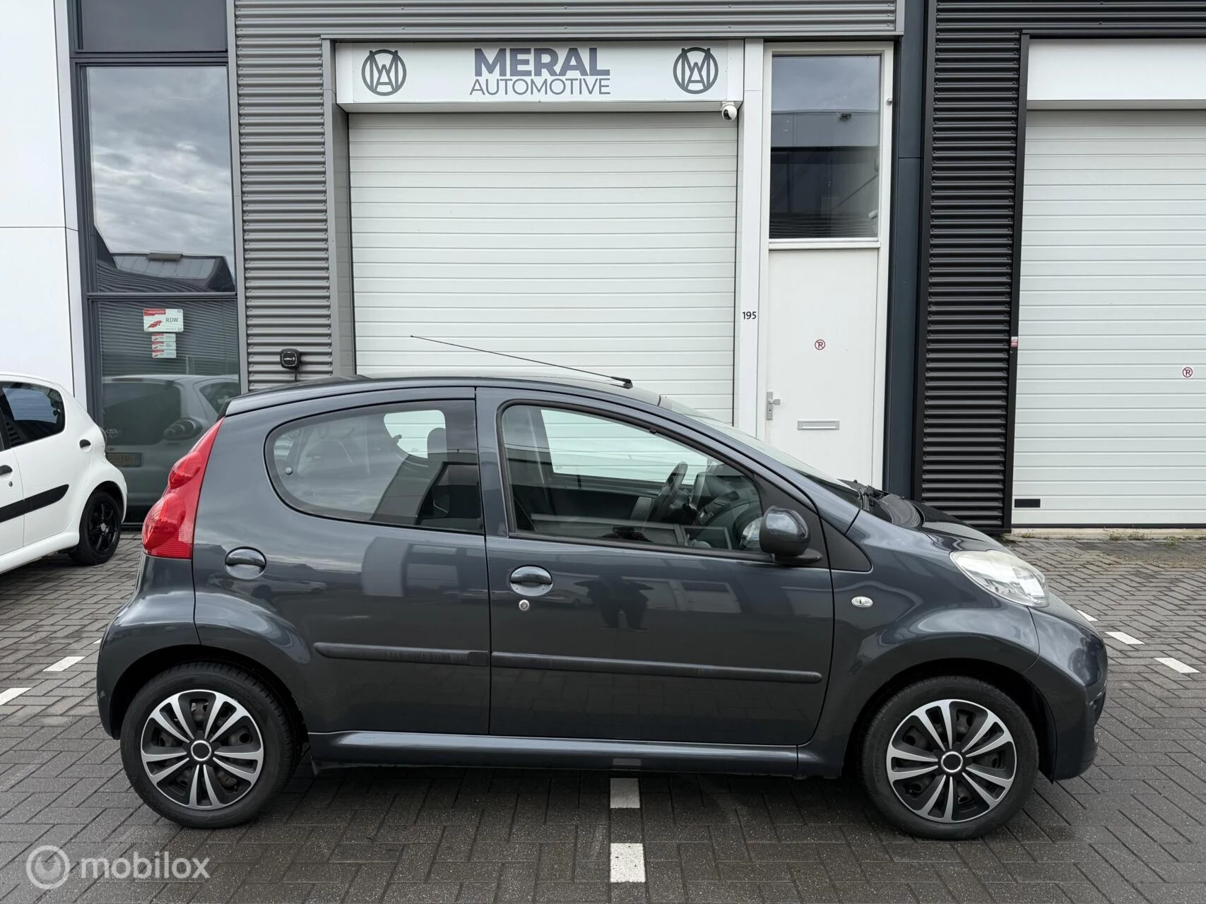 Hoofdafbeelding Peugeot 107