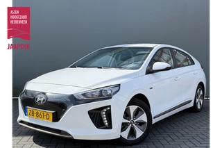 Hoofdafbeelding Hyundai IONIQ Hyundai IONIQ BWJ 2019 Comfort EV 120 PK | NW APK | ADAPTIVE CRUISE | CAMERA | KEYLESS | CARPLAY + ANDROID | CLIMA | NAVI |  LMV | PDC