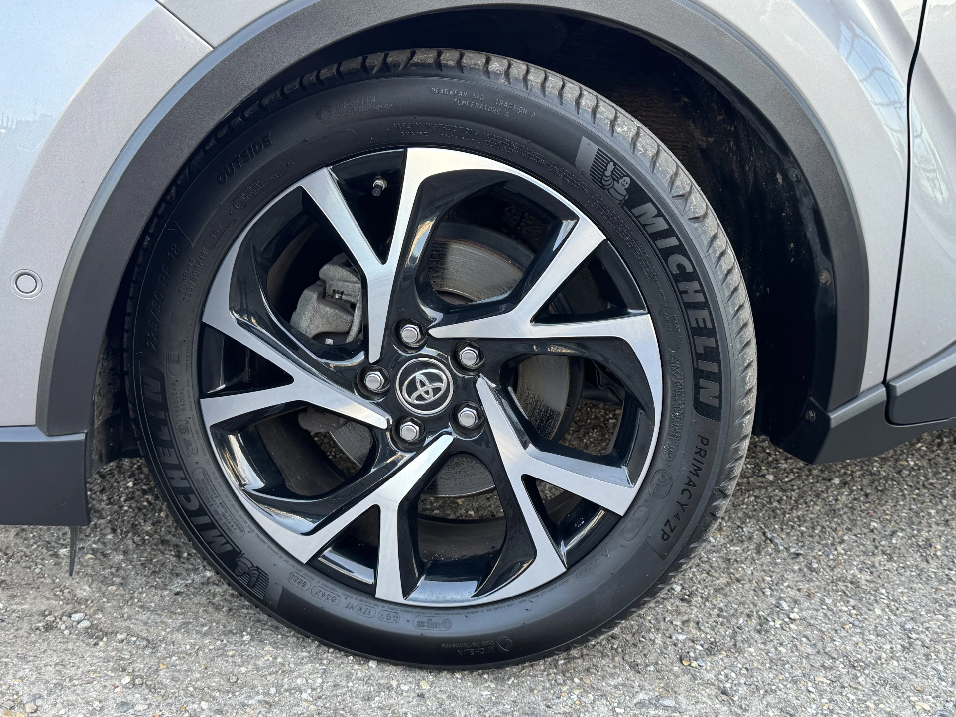 Hoofdafbeelding Toyota C-HR