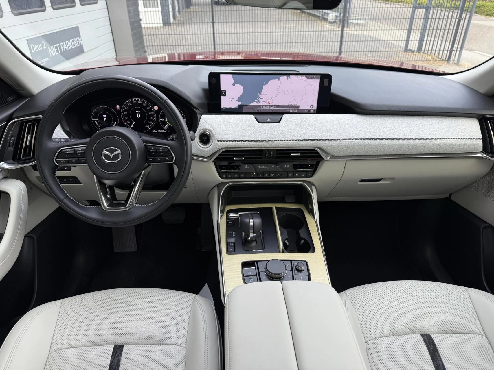 Hoofdafbeelding Mazda CX-60