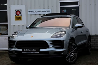 Hoofdafbeelding Porsche Macan Porsche Macan 3.0S 4WD 354PK*Perfect Porsche Onderh.*Pano/PASM Luchtvering/Sportuitlaat/Pano/Bose/Sport Chrono/Sportstuur/Stoelverw.V+A/Stuurverw./Stoelkoeling/Camera/Memorie/Dodehoek/Elek. Klep/21 inch LM*