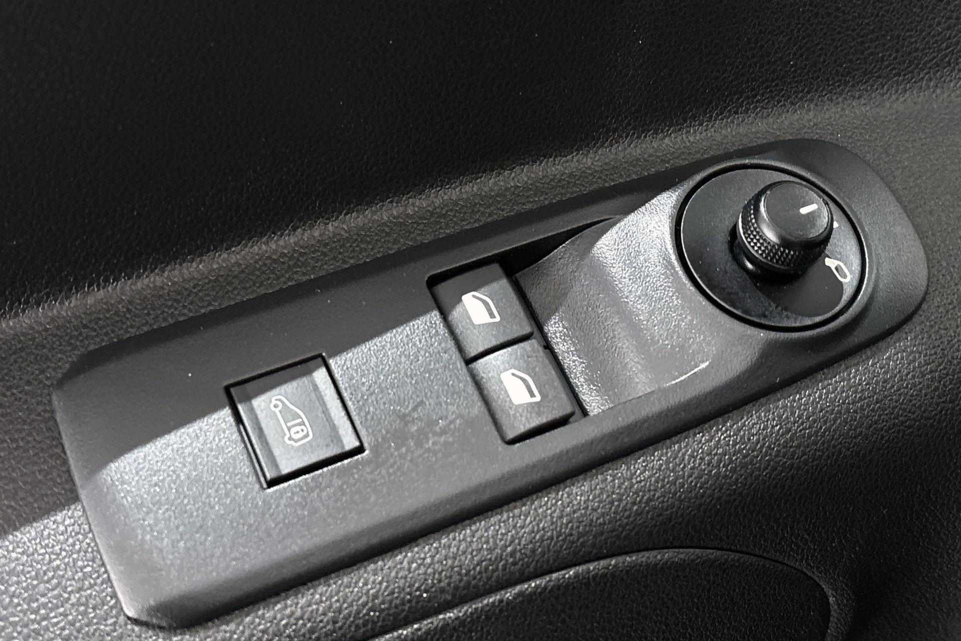 Hoofdafbeelding Peugeot e-Partner