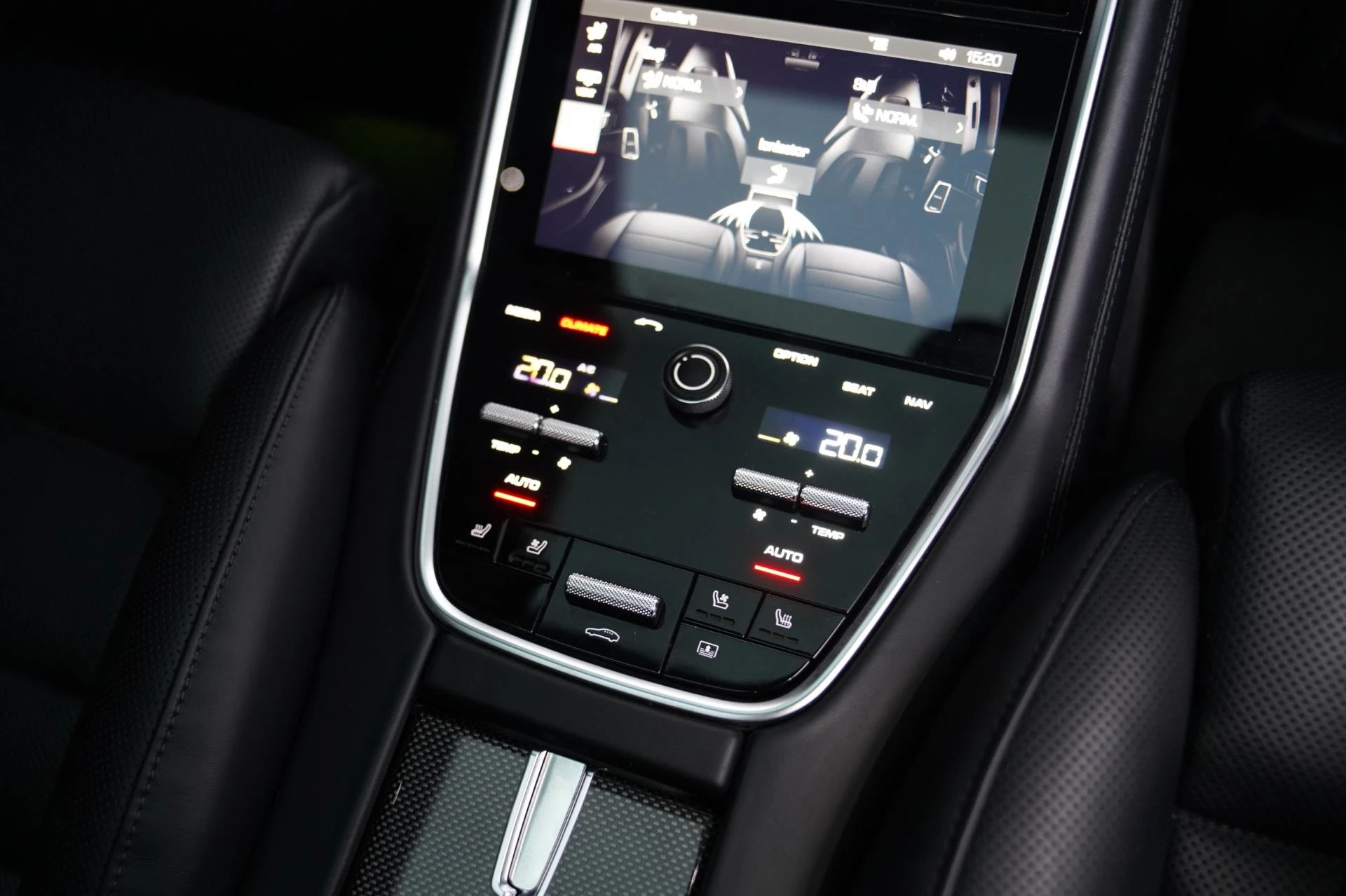 Hoofdafbeelding Porsche Panamera