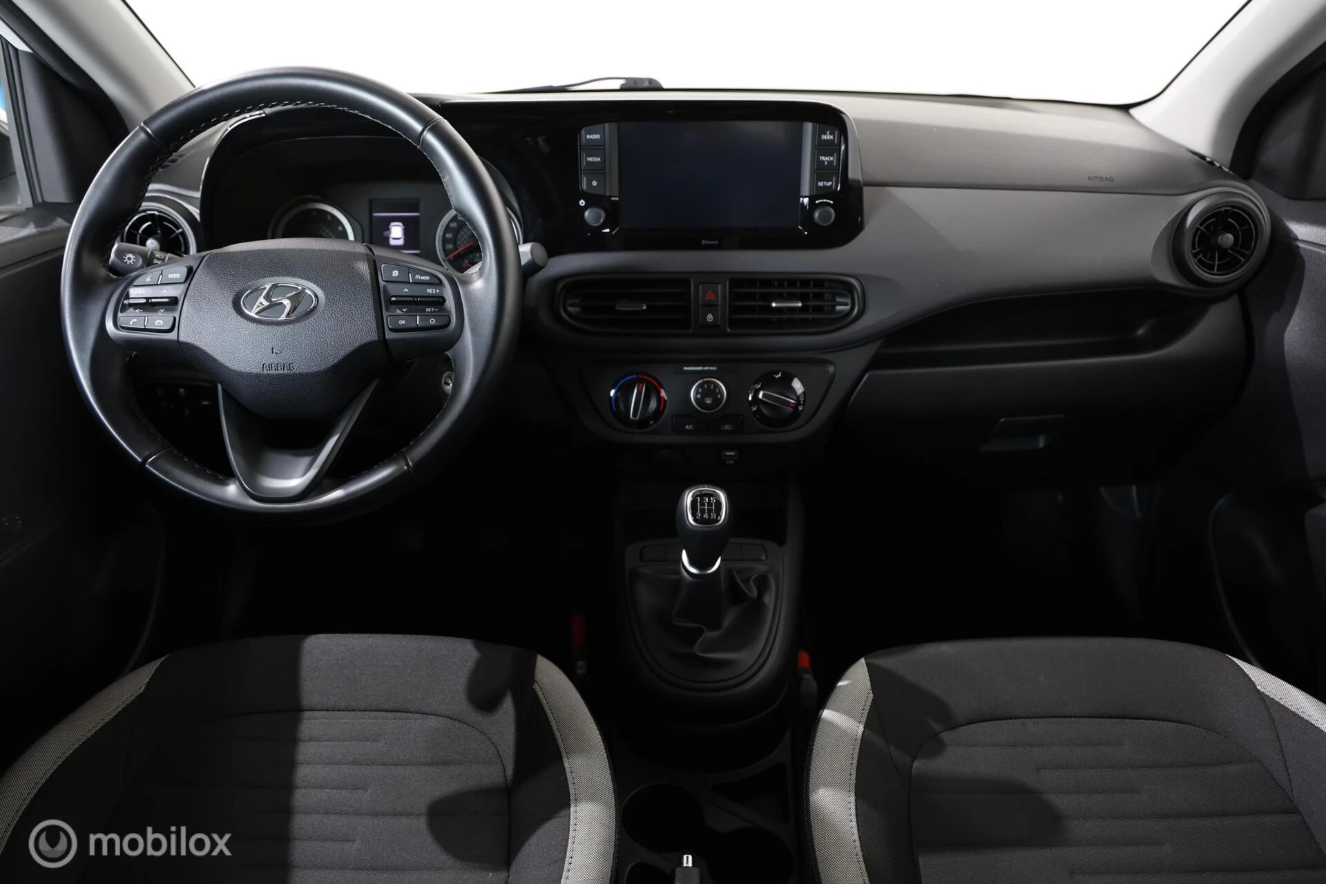 Hoofdafbeelding Hyundai i10