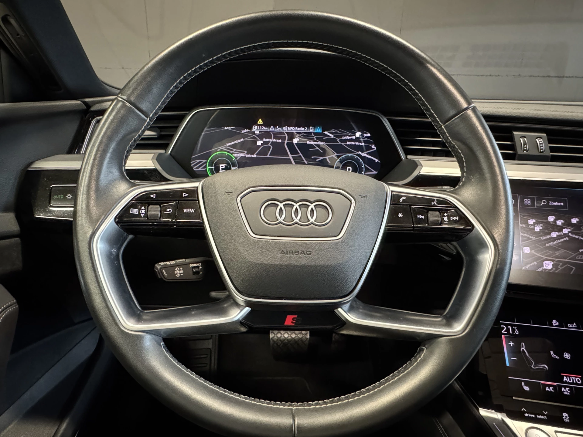 Hoofdafbeelding Audi e-tron